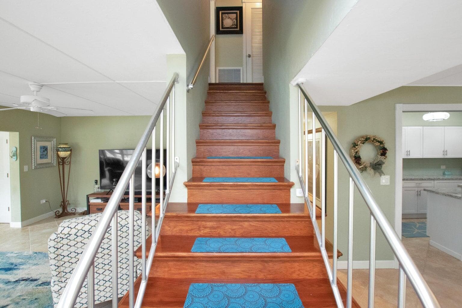 591 Sombrero Beach Road APT 1B photo 8