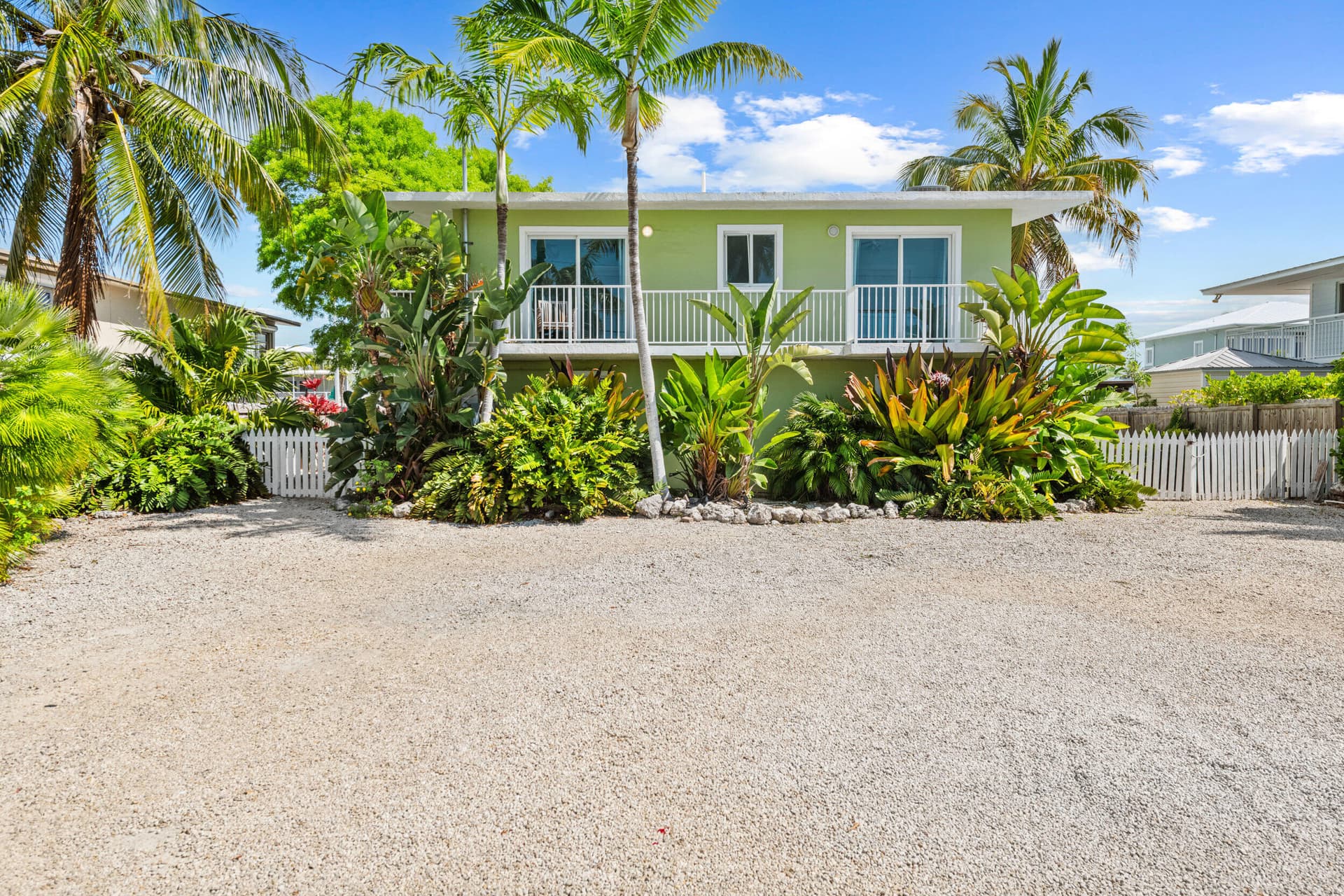 189 Ocean Drive photo 1