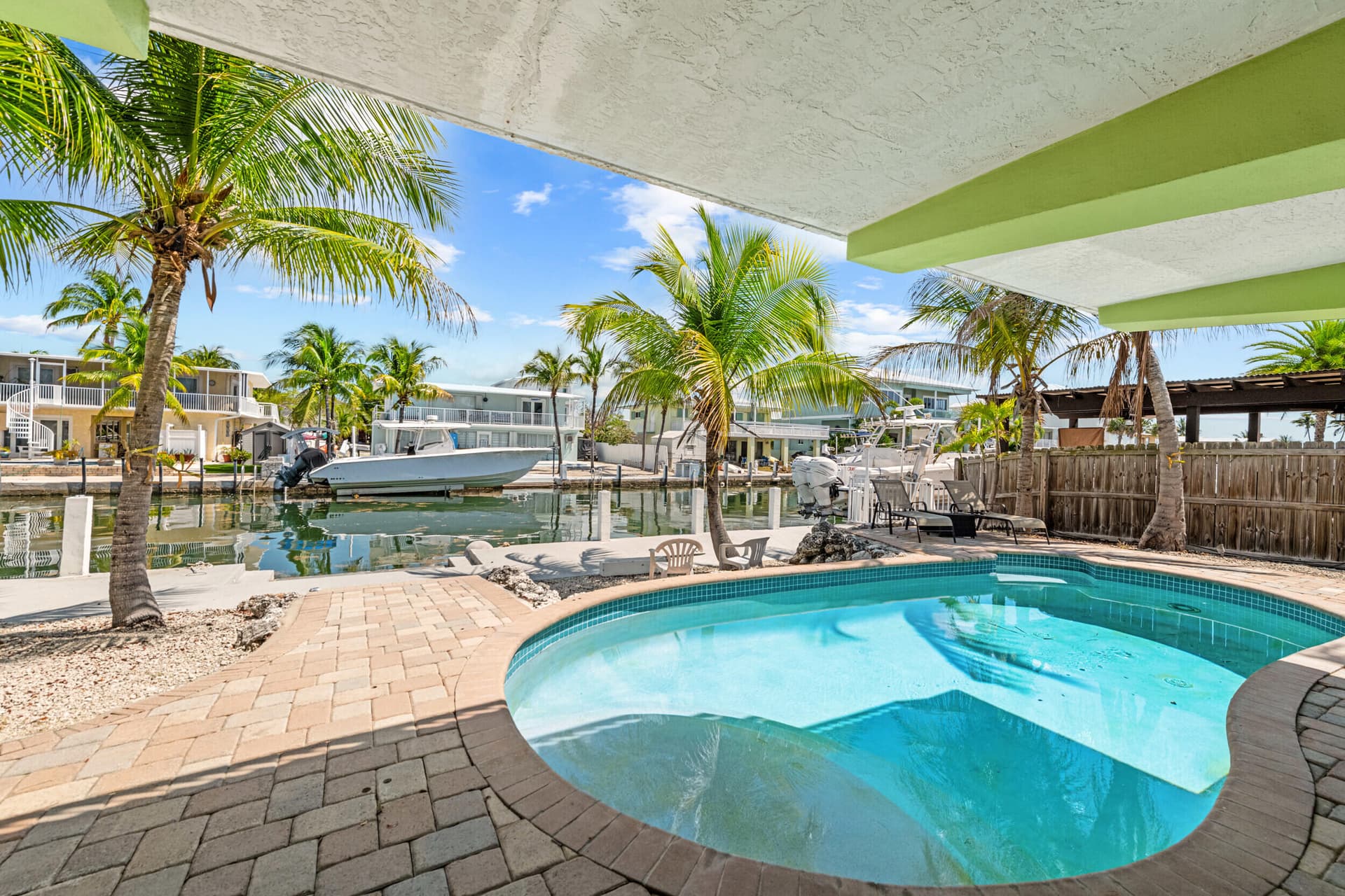 189 Ocean Drive photo 13
