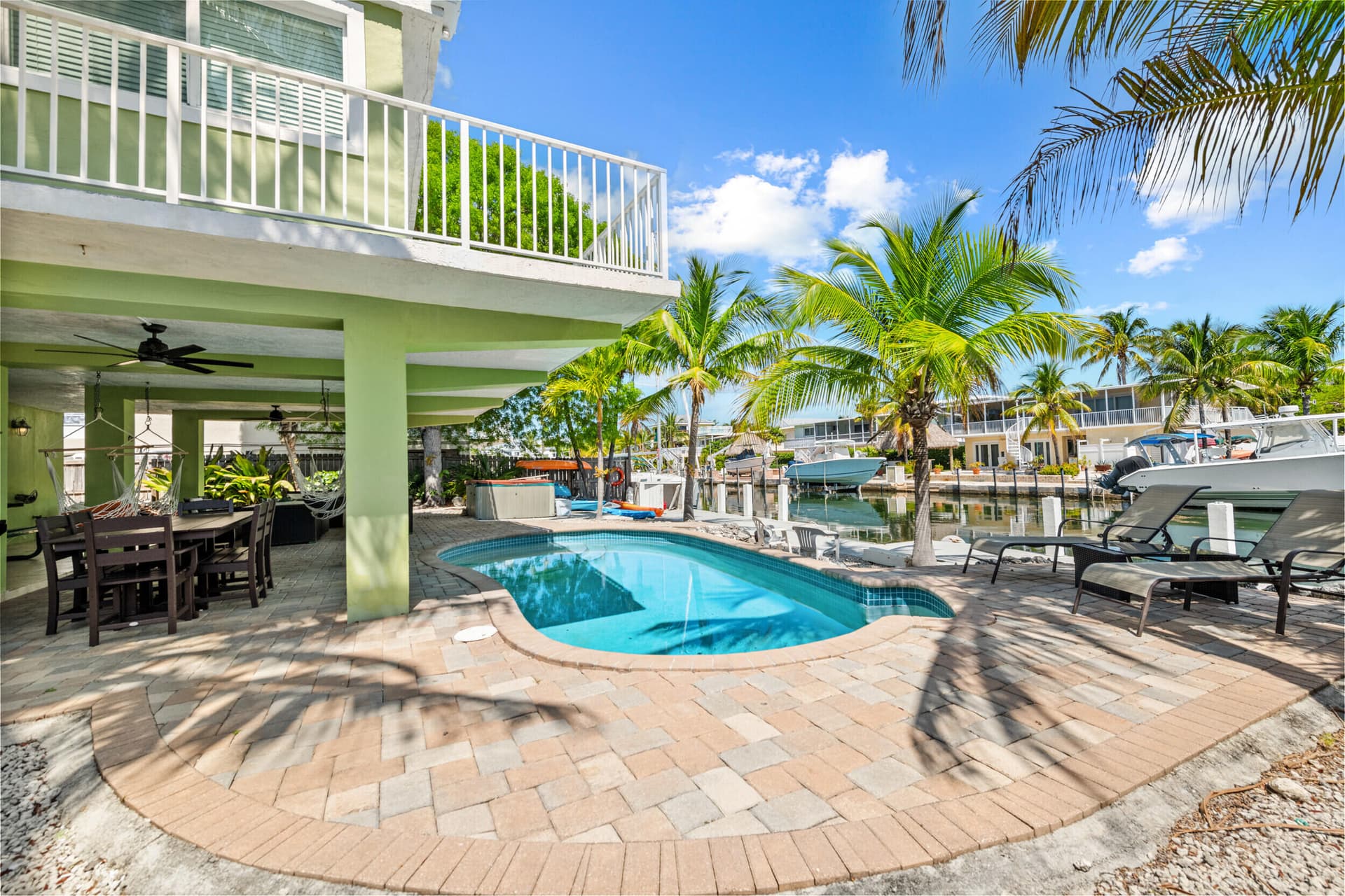 189 Ocean Drive photo 14