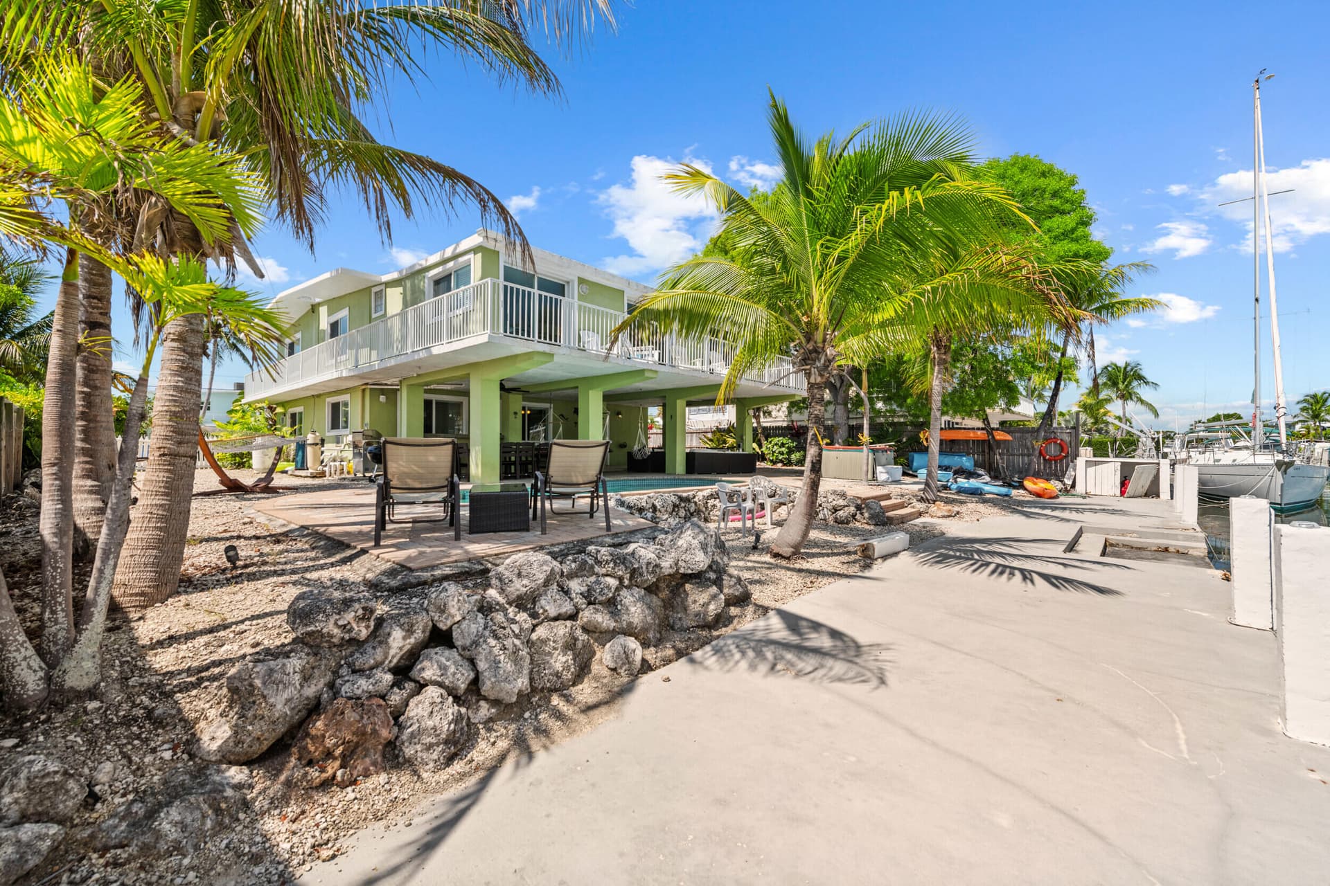189 Ocean Drive photo 15