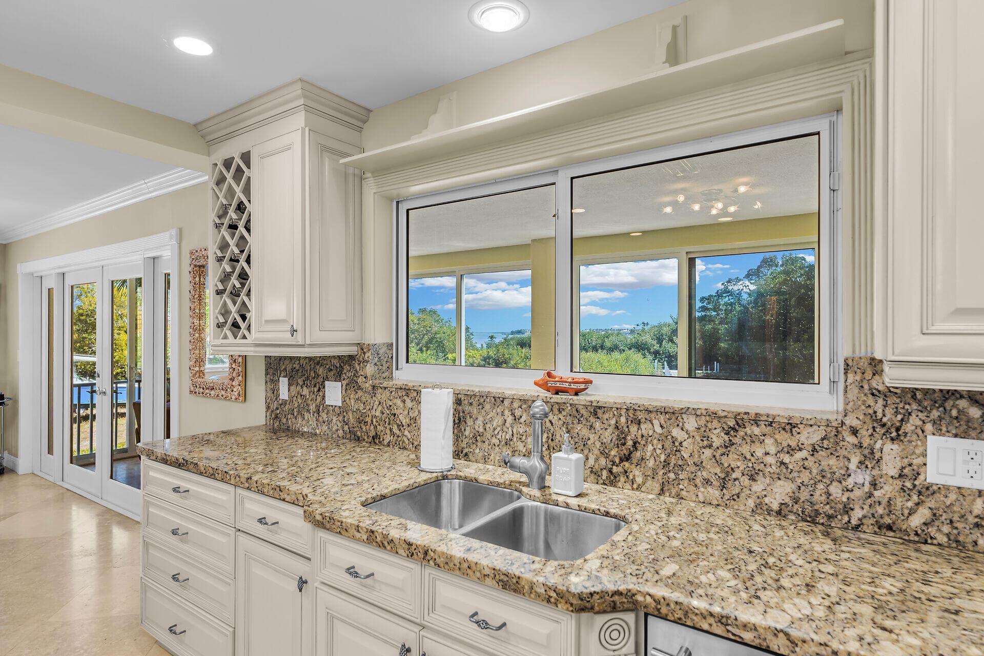 205 Stirrup Key Boulevard photo 18
