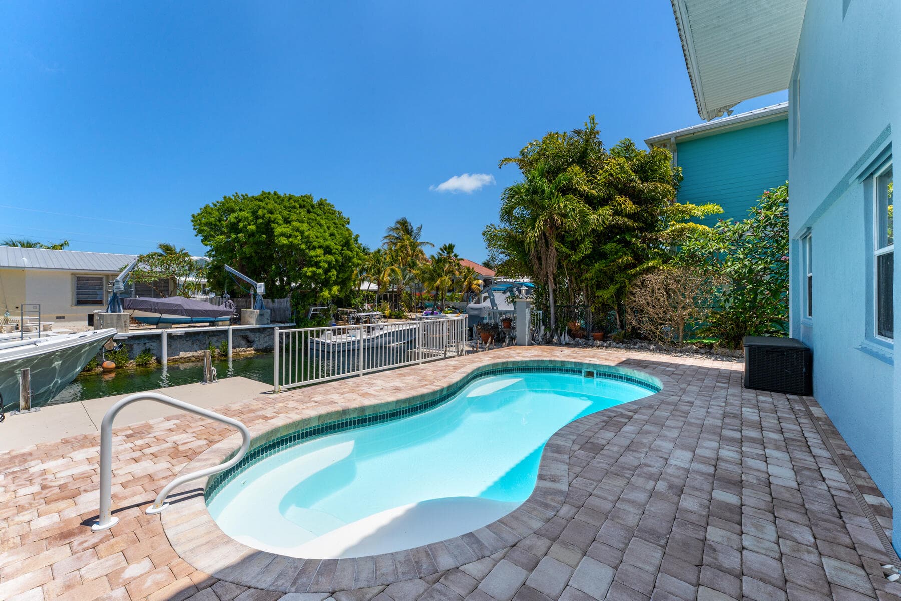 112 Bruce Court photo 22