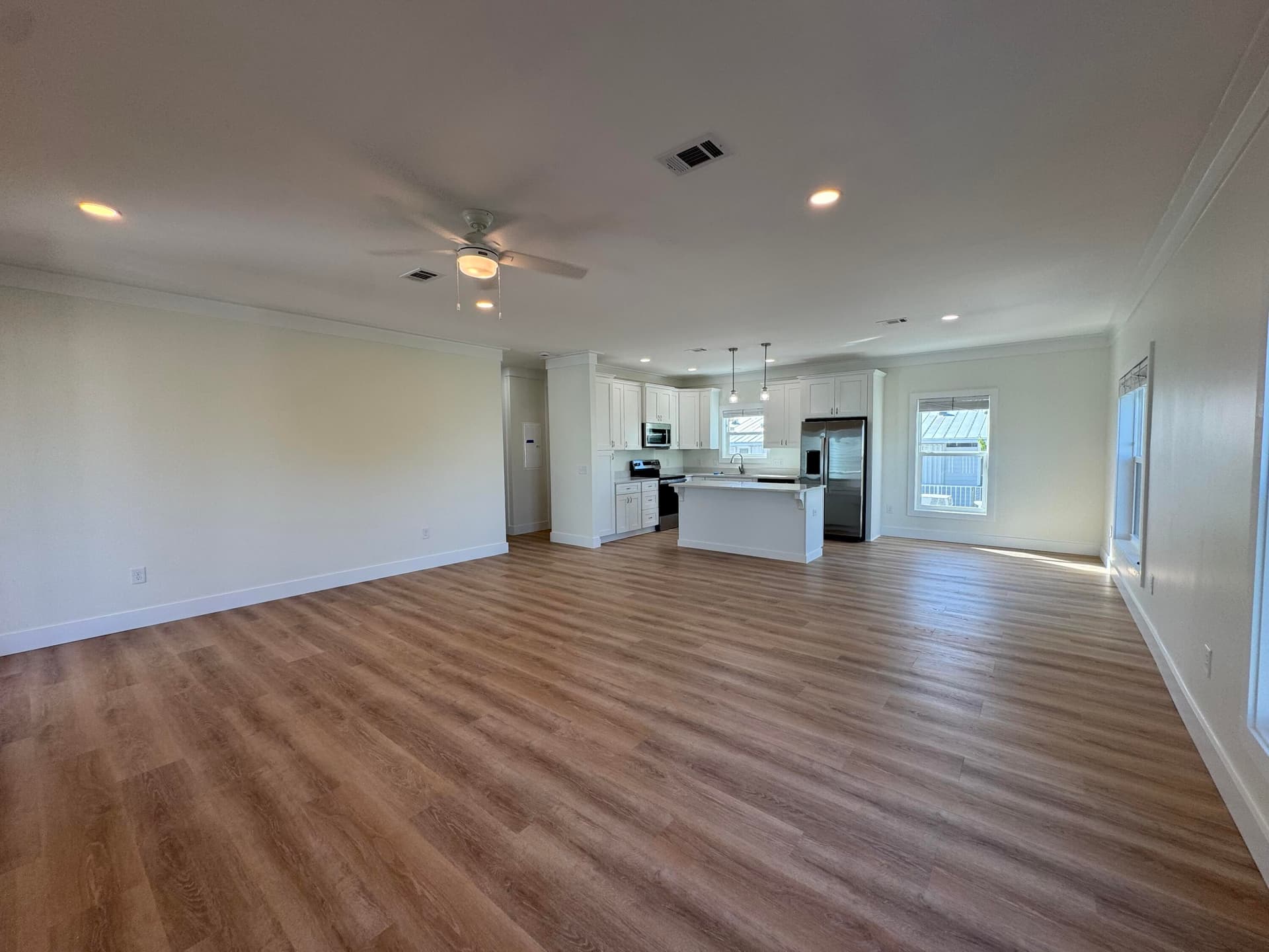 27215 Mariposa Road photo 8
