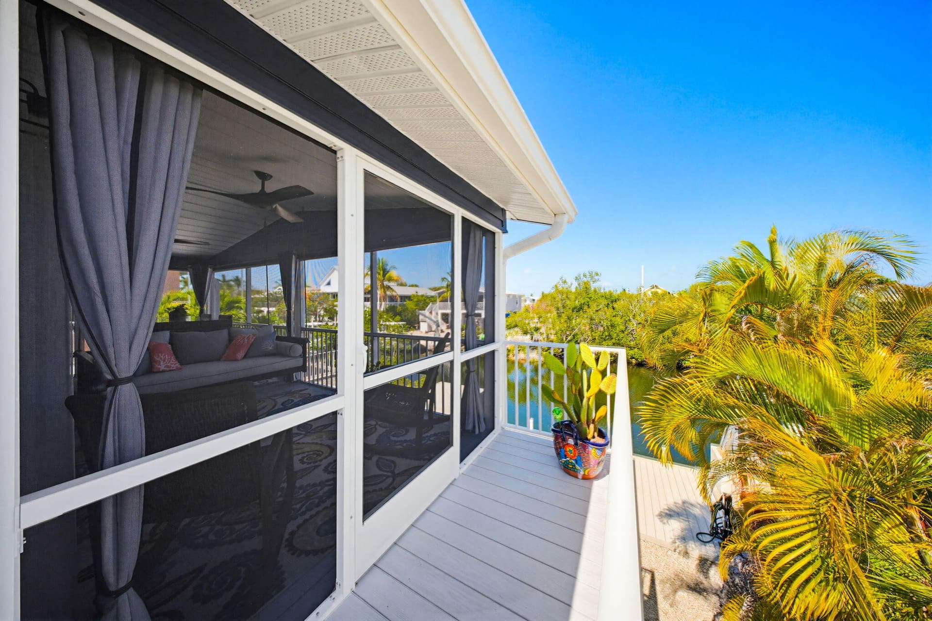 3674 S Seas Street photo 5