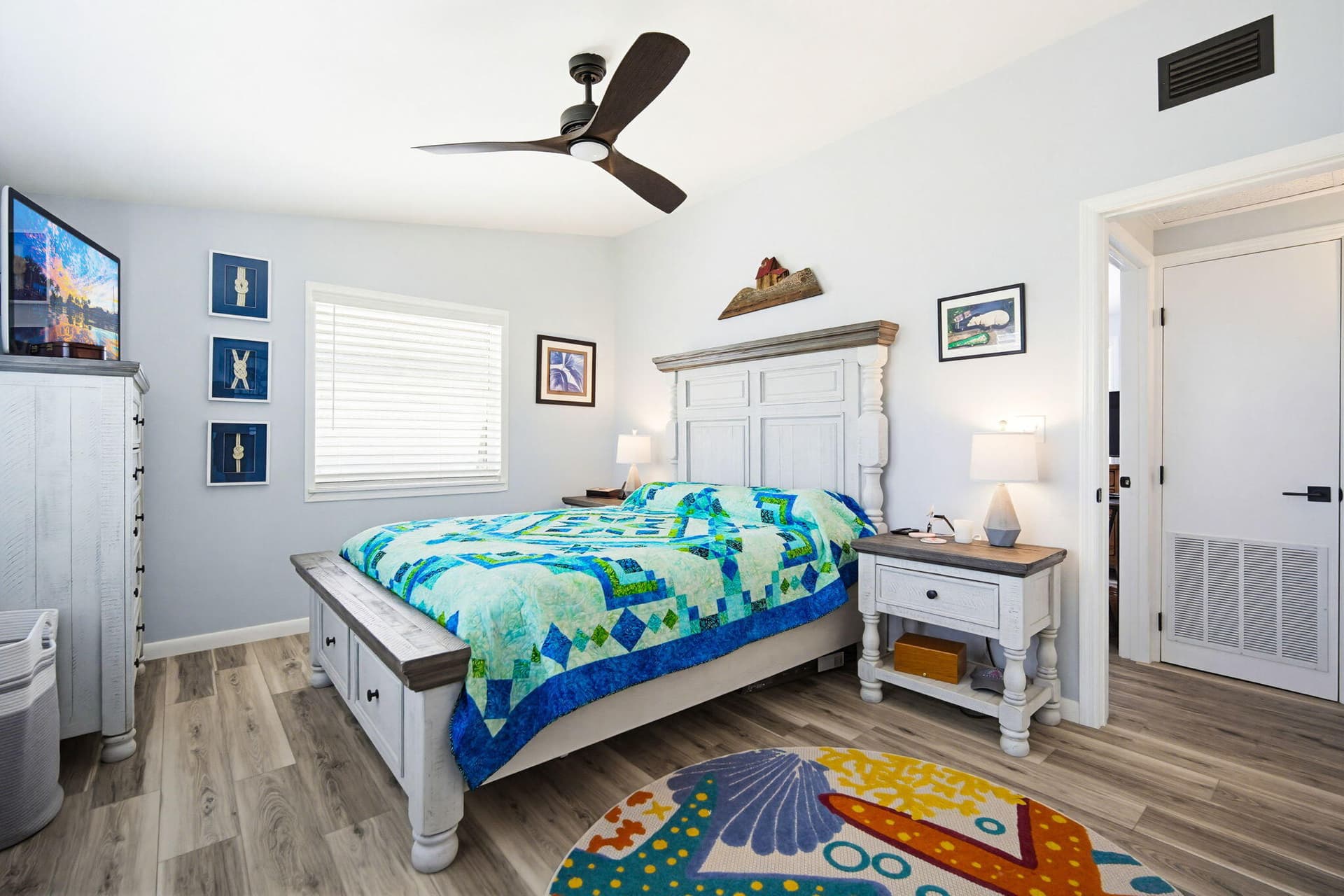 3674 S Seas Street photo 16
