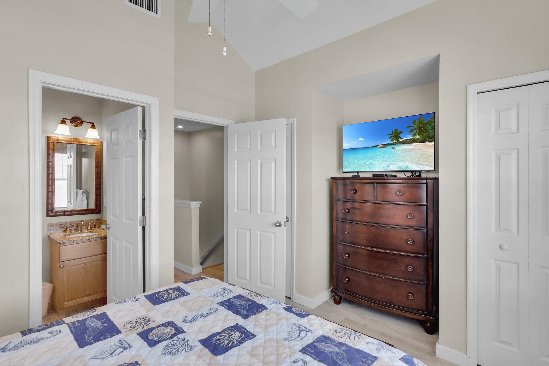 7005 Harbor Village Drive photo 21