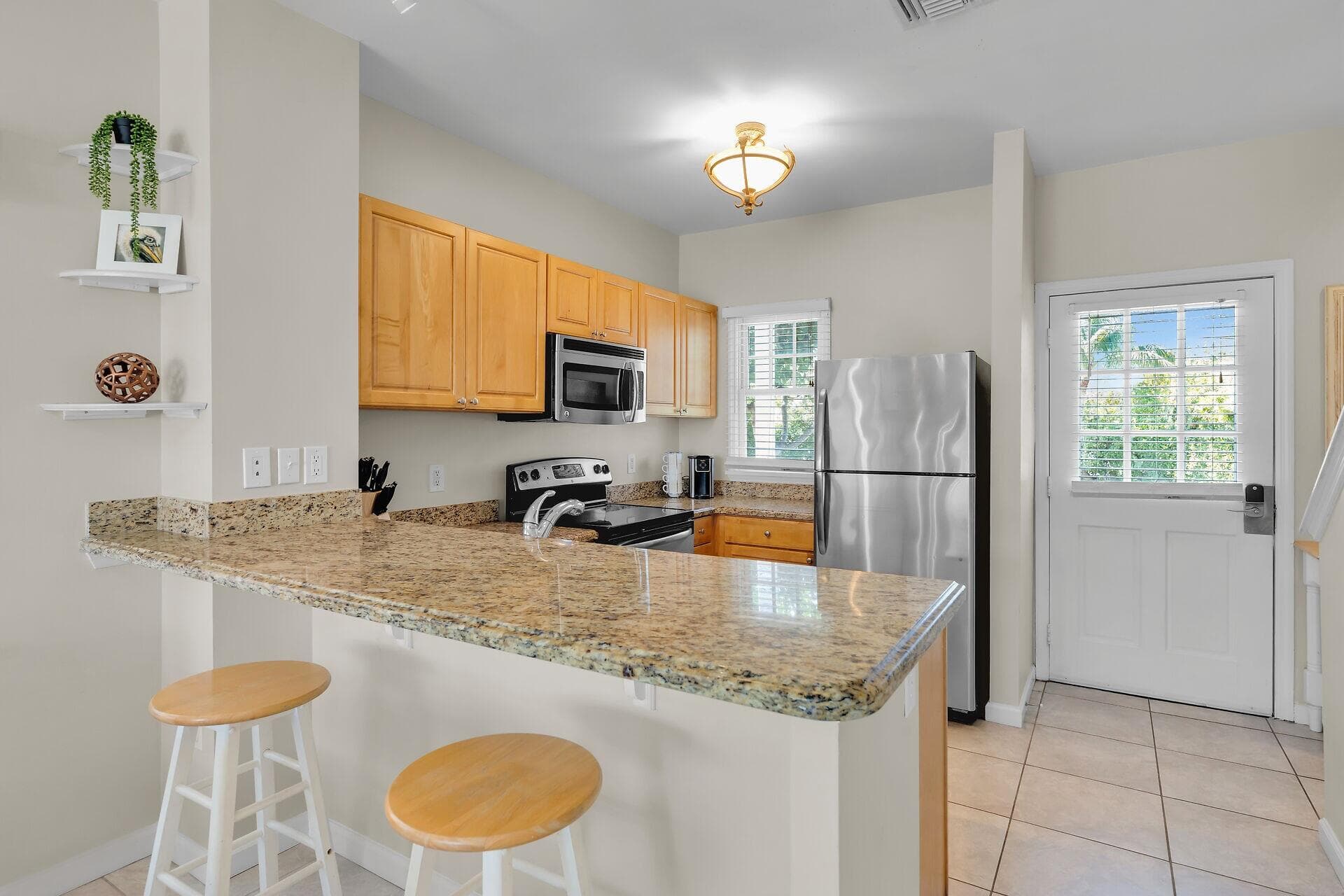 7005 Harbor Village Drive photo 12