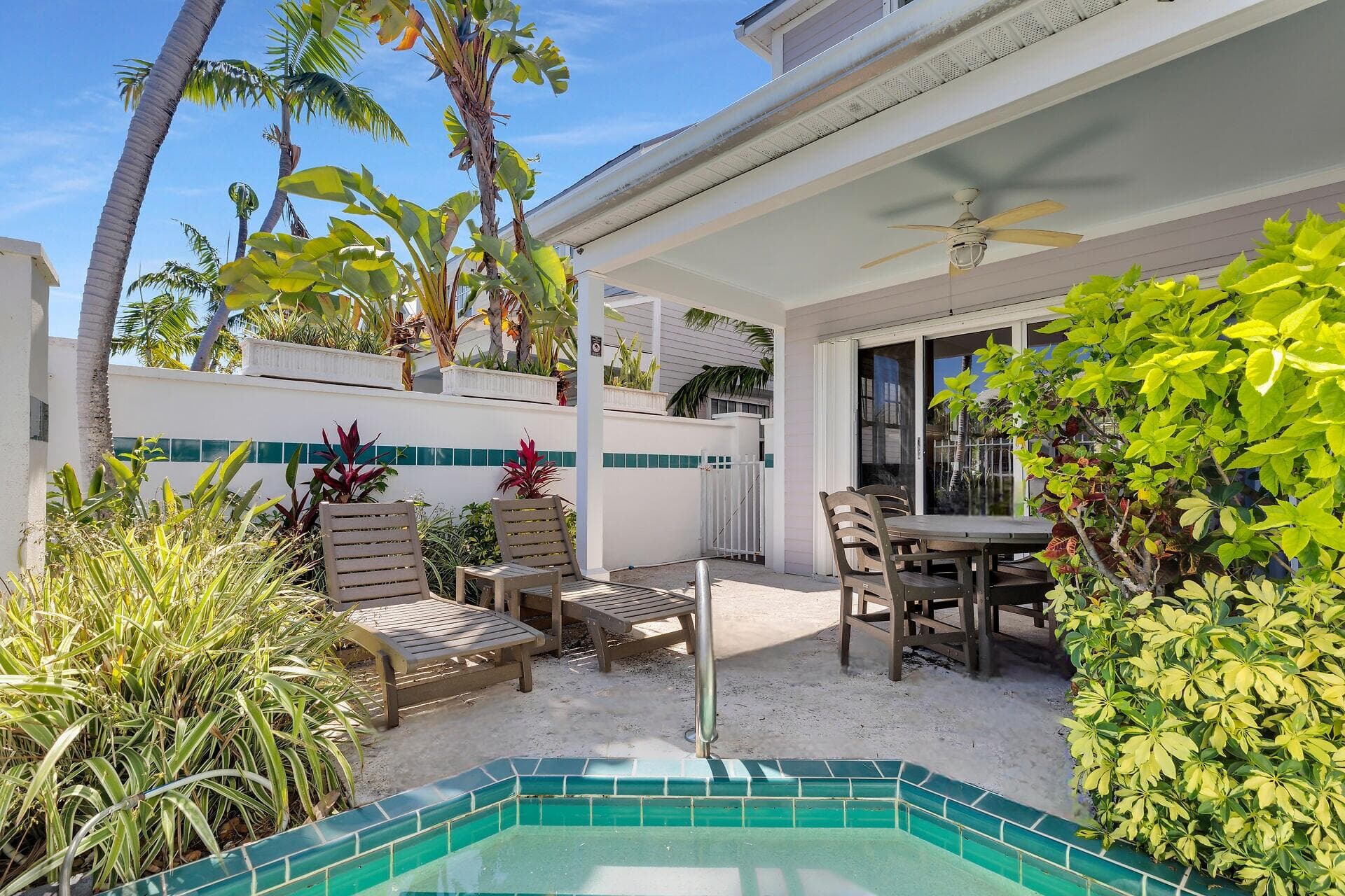 7005 Harbor Village Drive photo 14