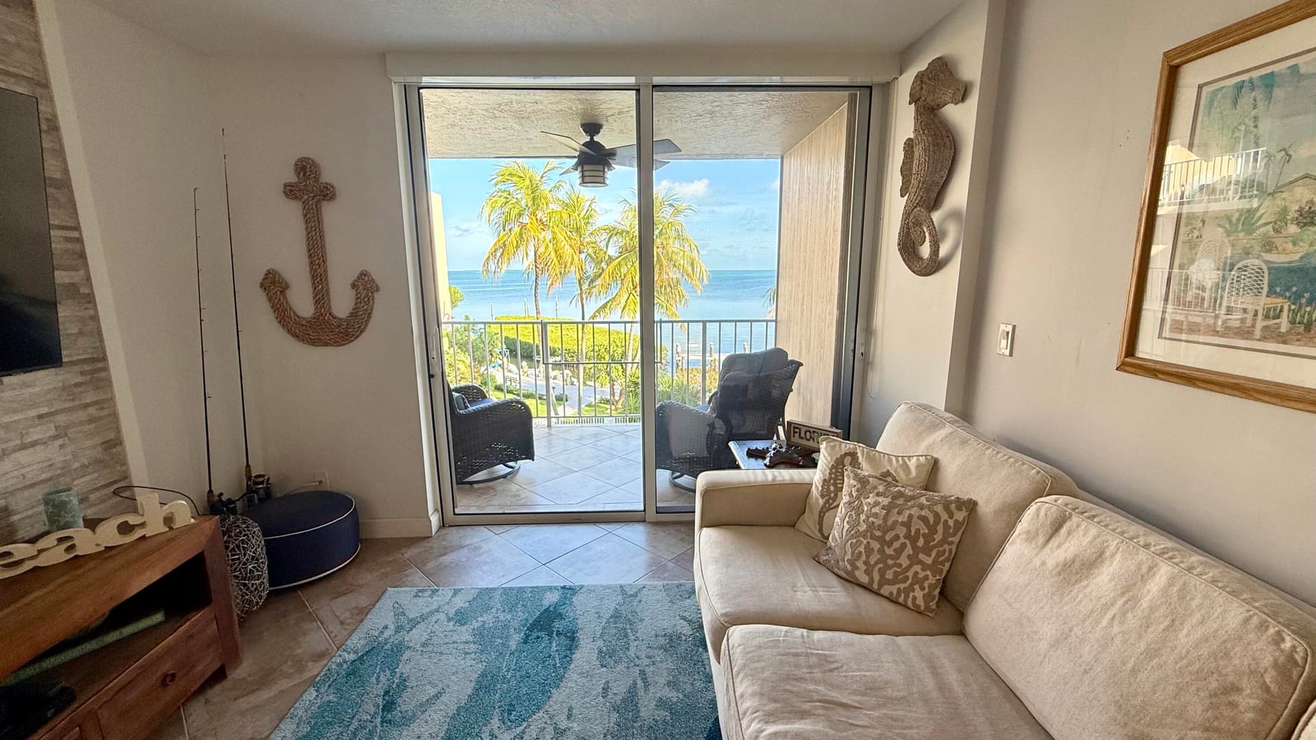 88500 Overseas Highway APT 317 photo 3