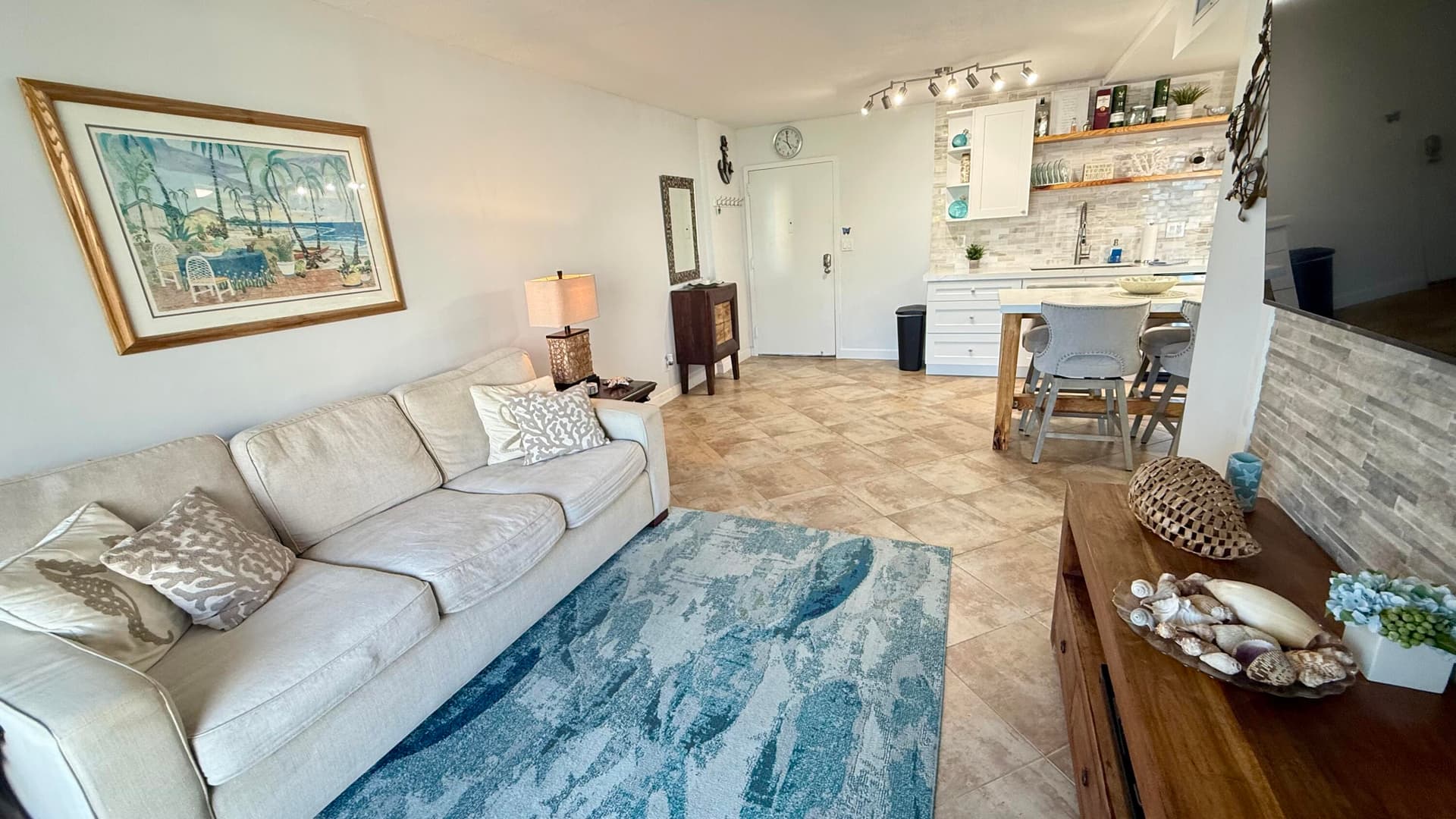 88500 Overseas Highway APT 317 photo 5