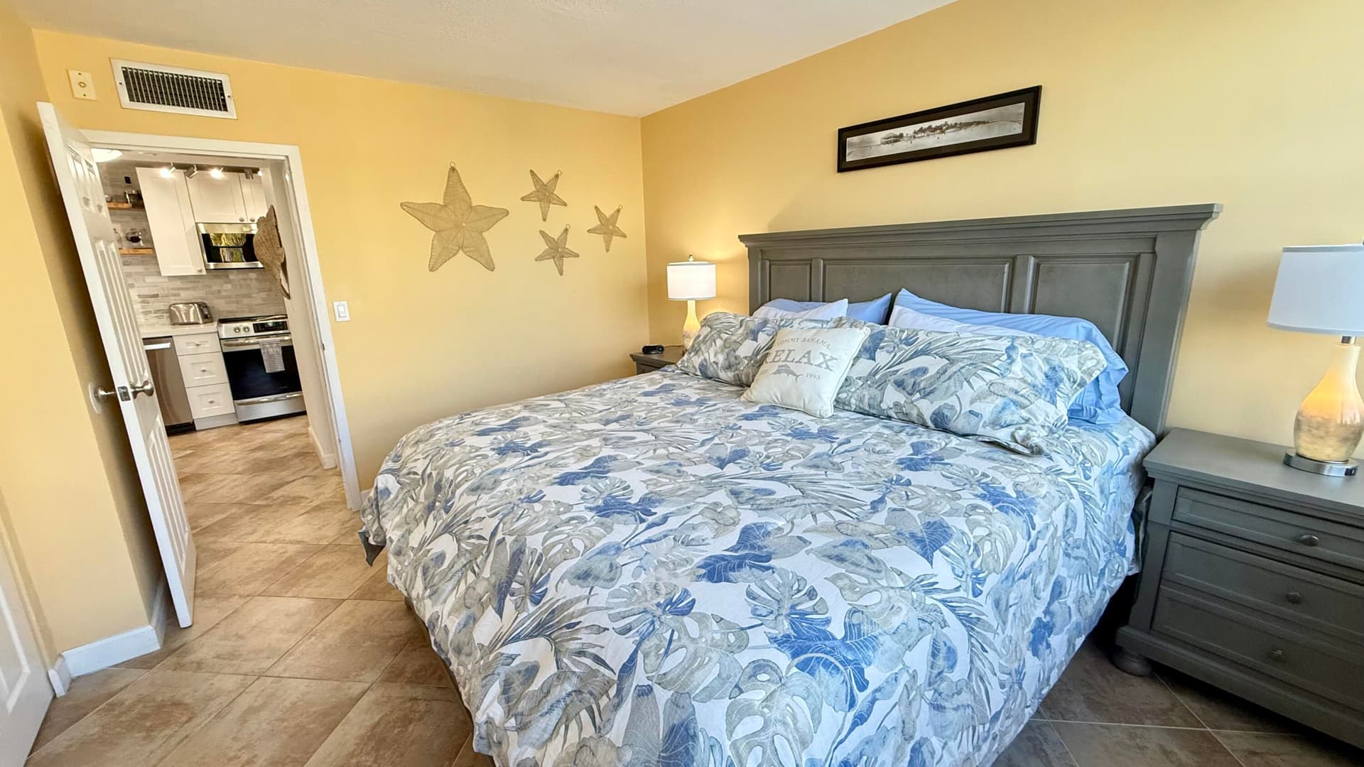 88500 Overseas Highway APT 317 photo 11