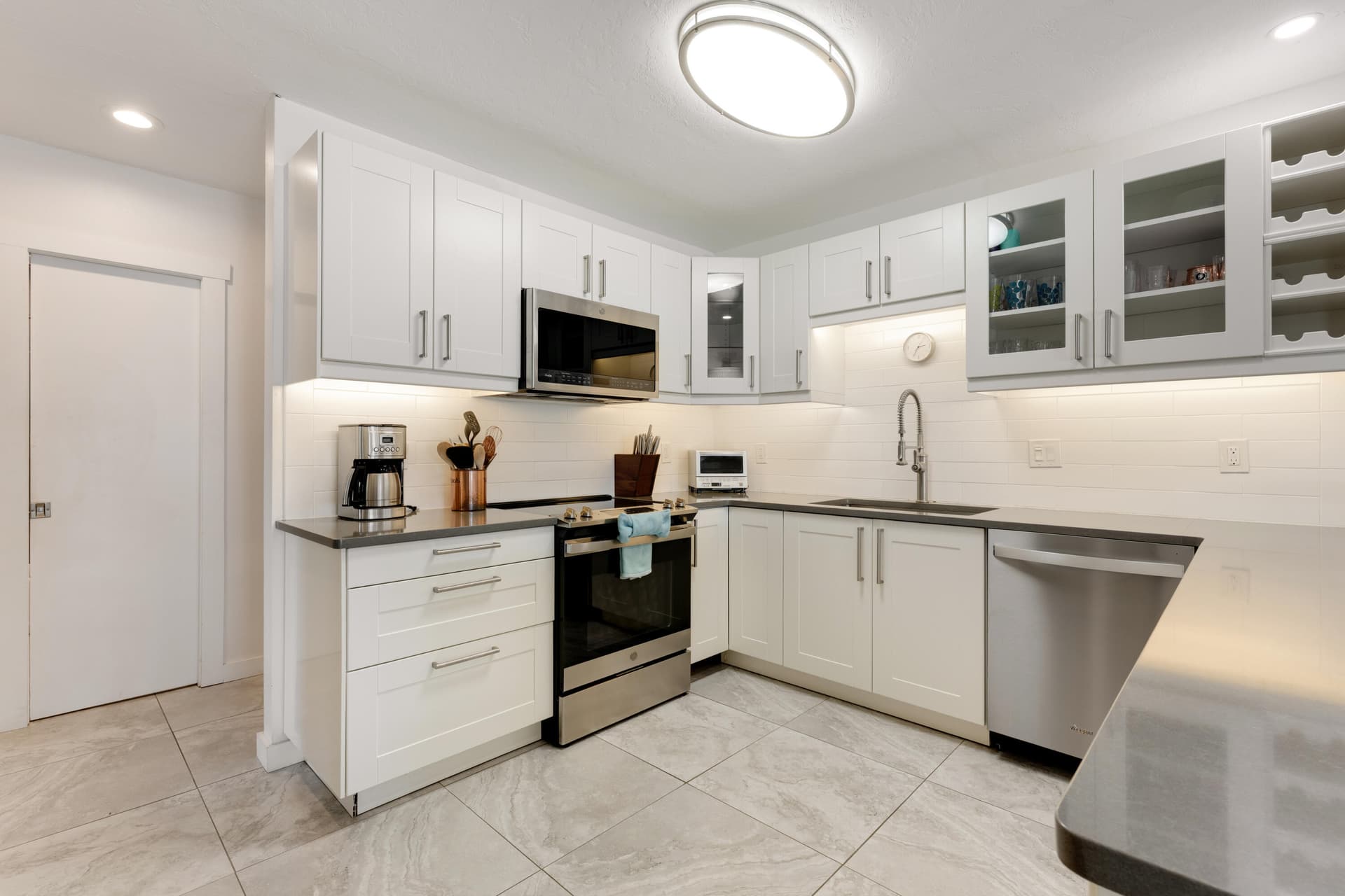 440 9th Street photo 12