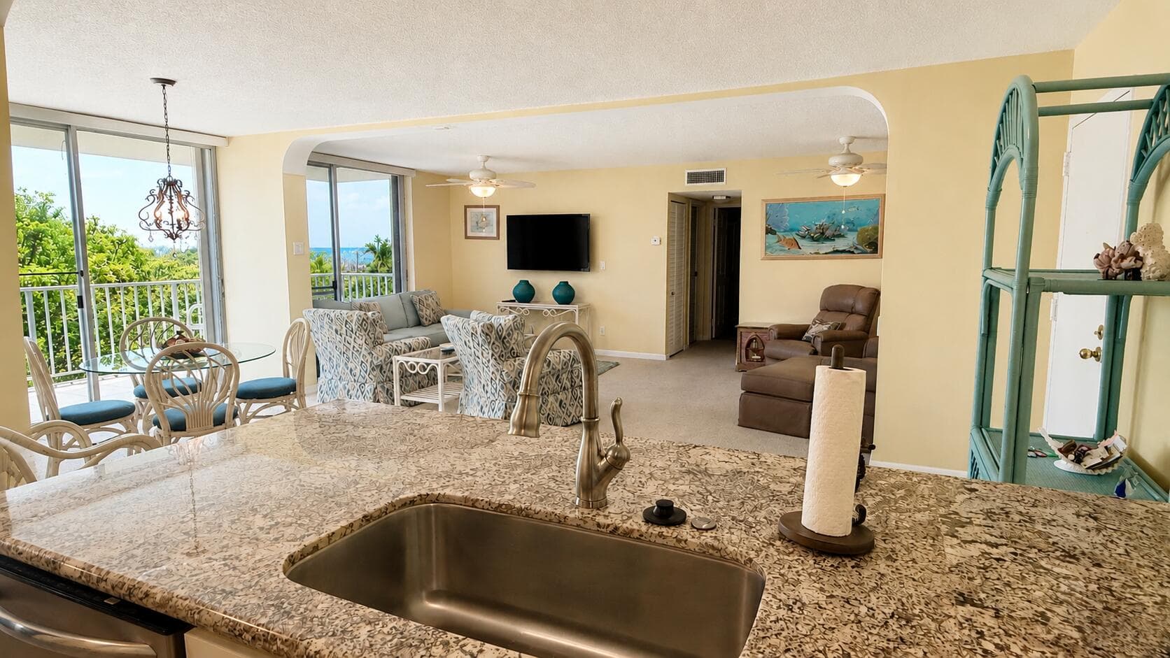 88500 Overseas Highway APT 424 photo 7