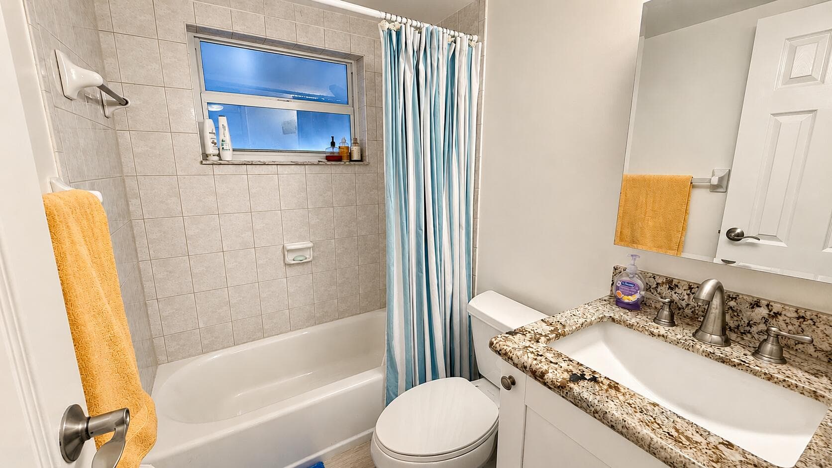 88500 Overseas Highway APT 424 photo 14