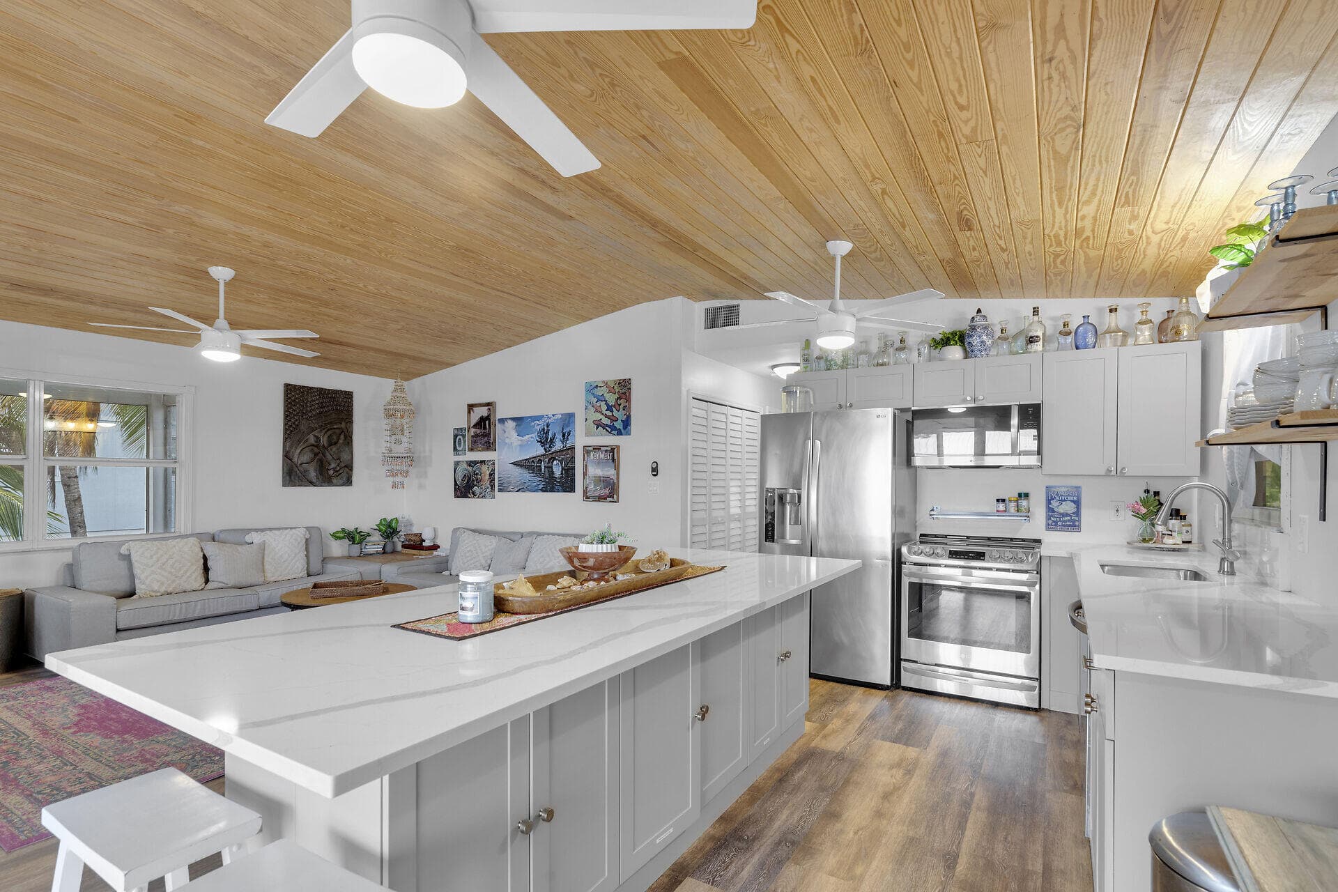 4049 Egret Lane photo 8