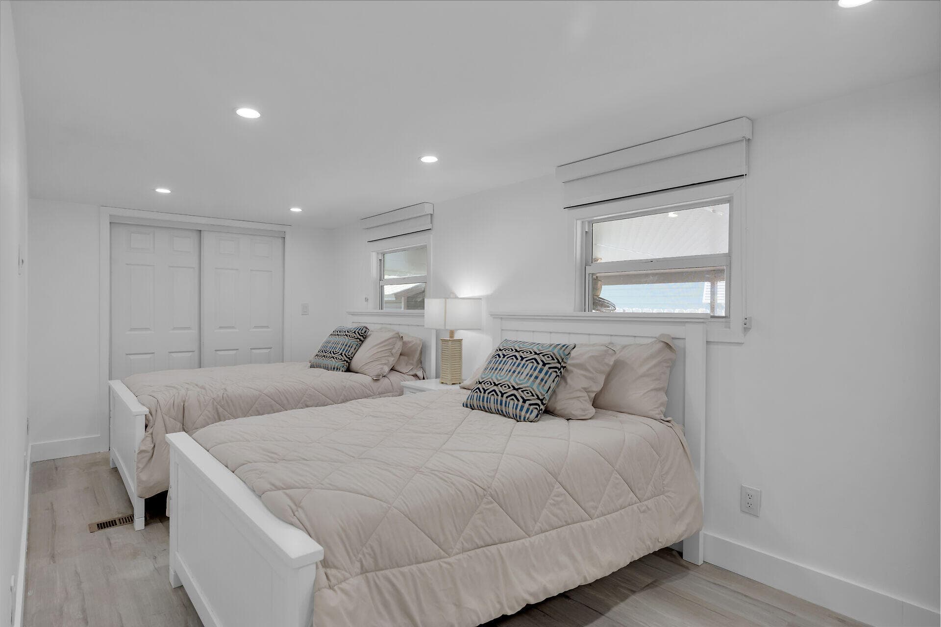 1503 Aqueduct Lane photo 19