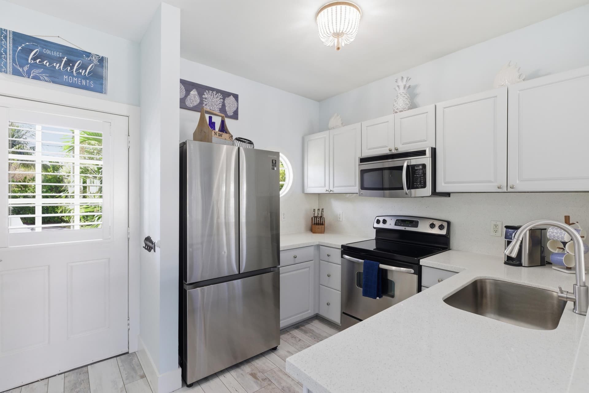 7006 Harbor Village Drive photo 19