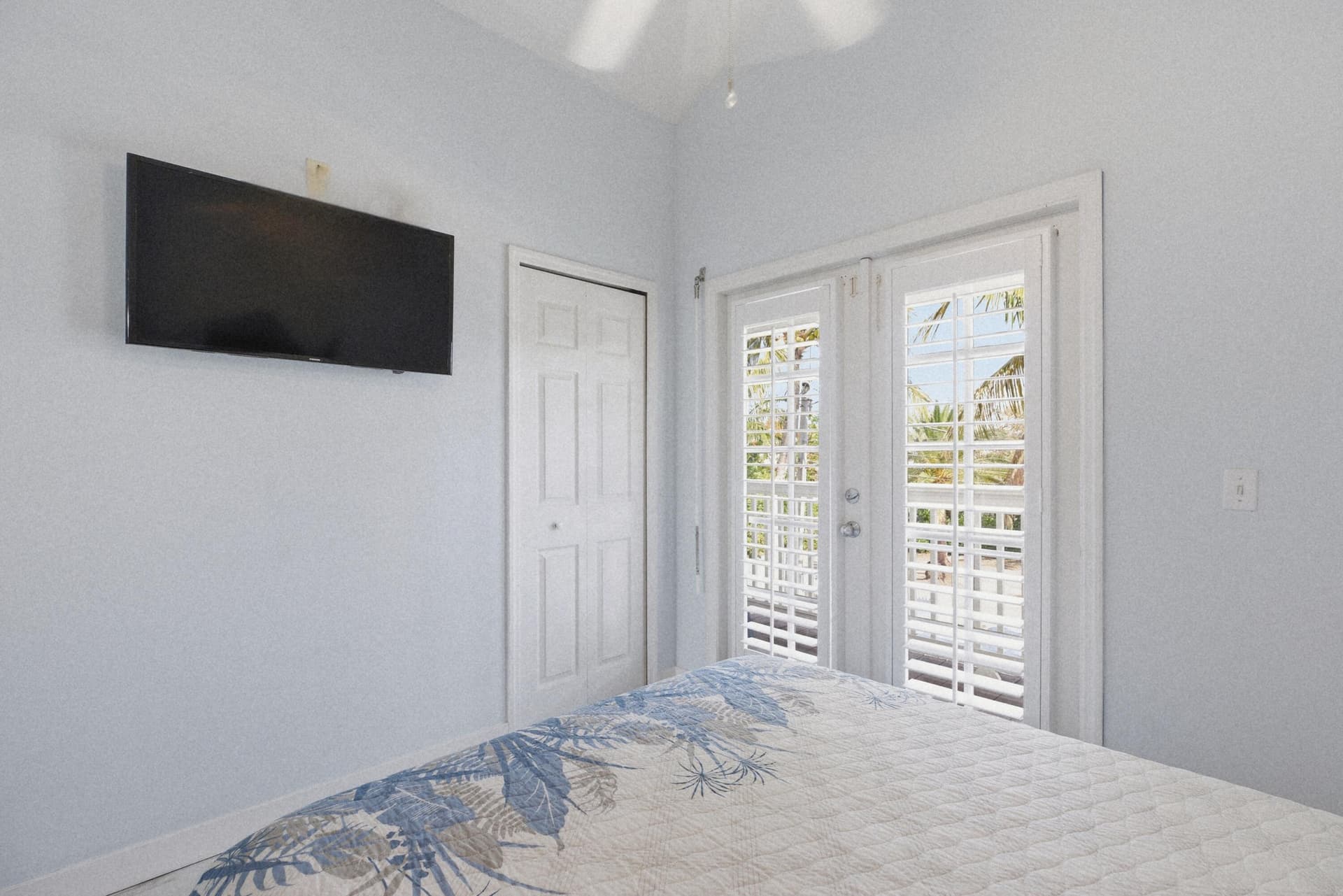 7006 Harbor Village Drive photo 25
