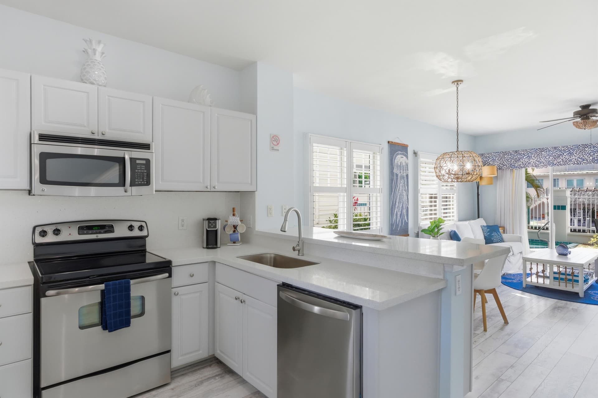 7006 Harbor Village Drive photo 18