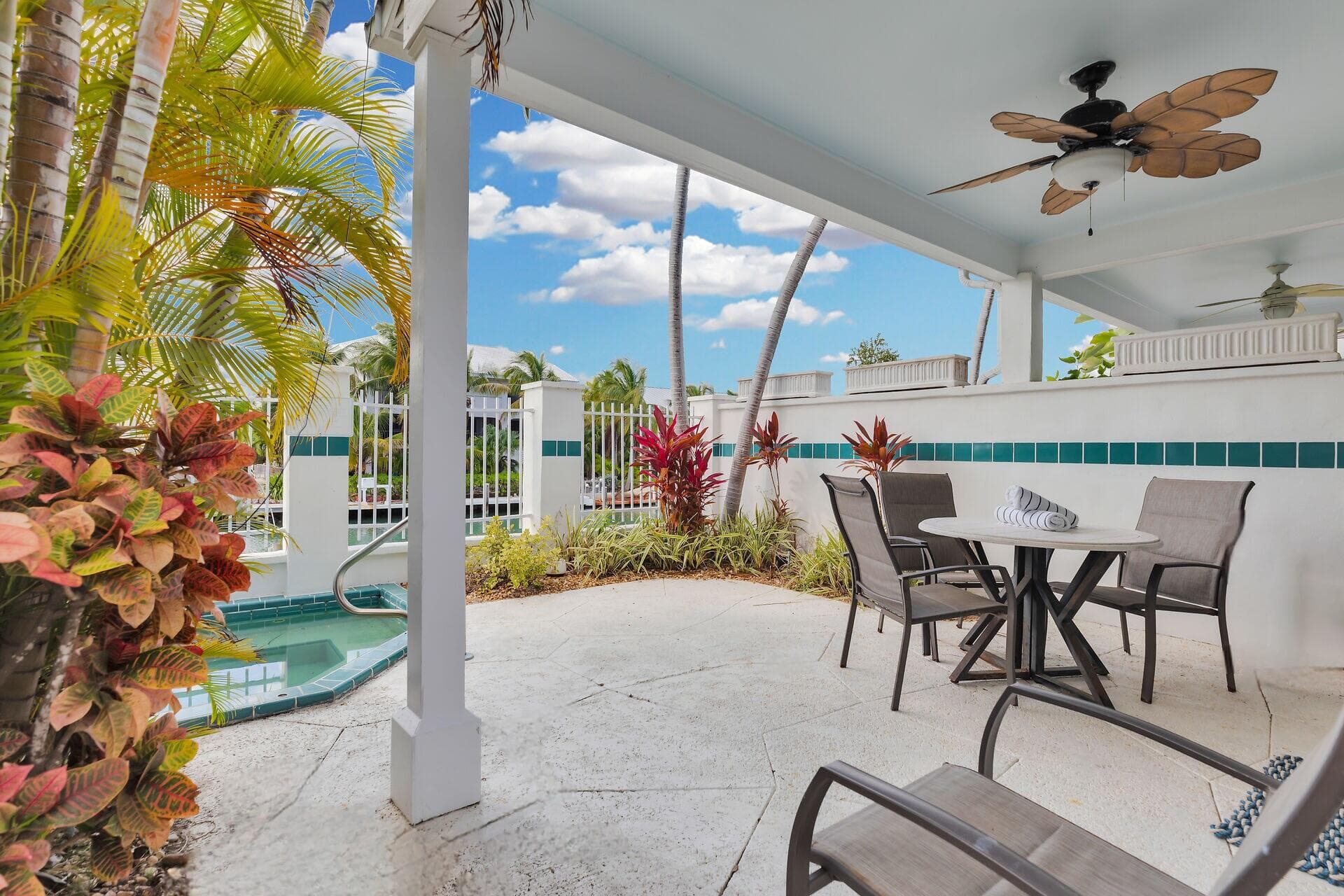 7006 Harbor Village Drive photo 16