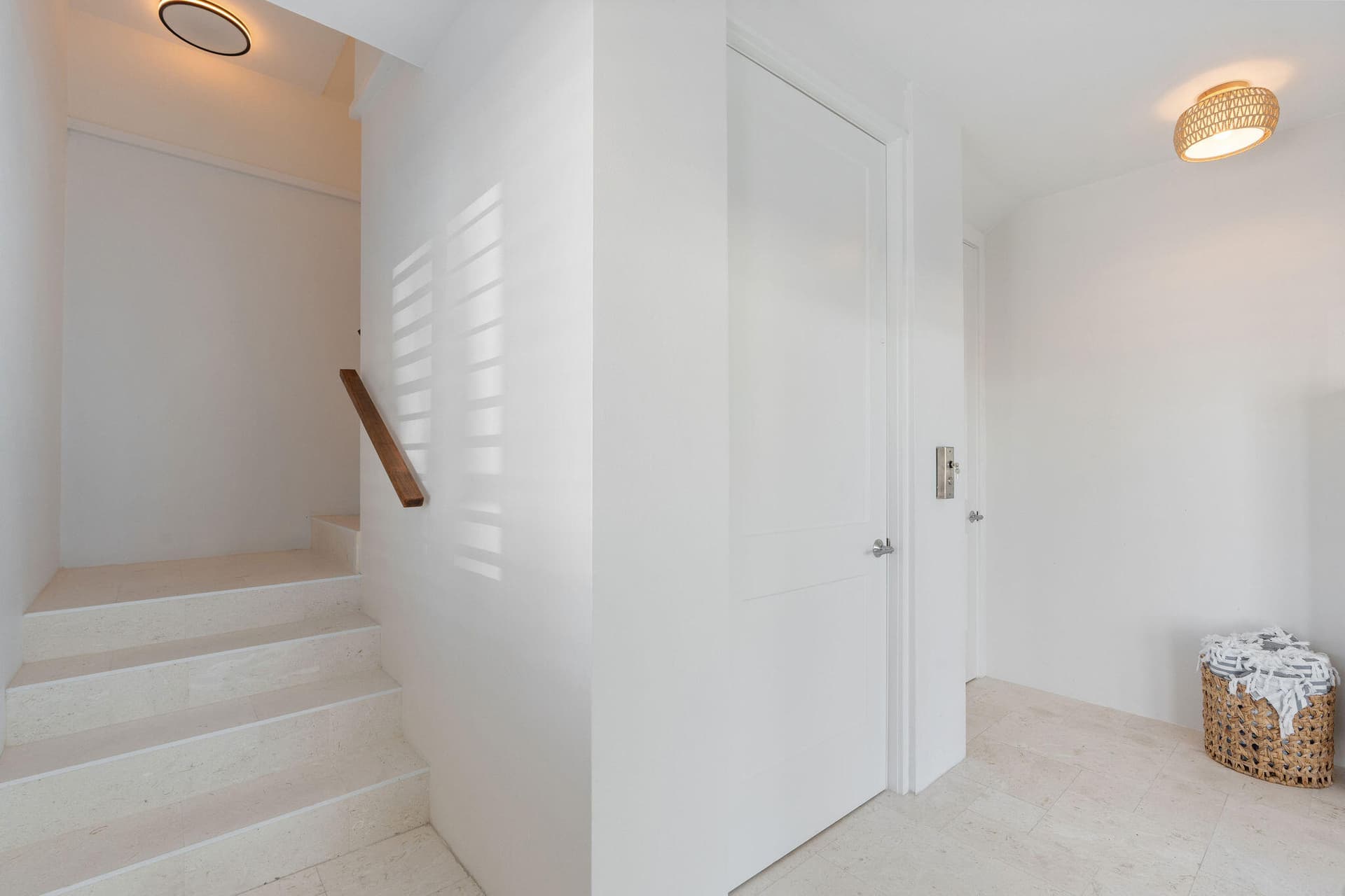 142 Guilford Ct photo 21