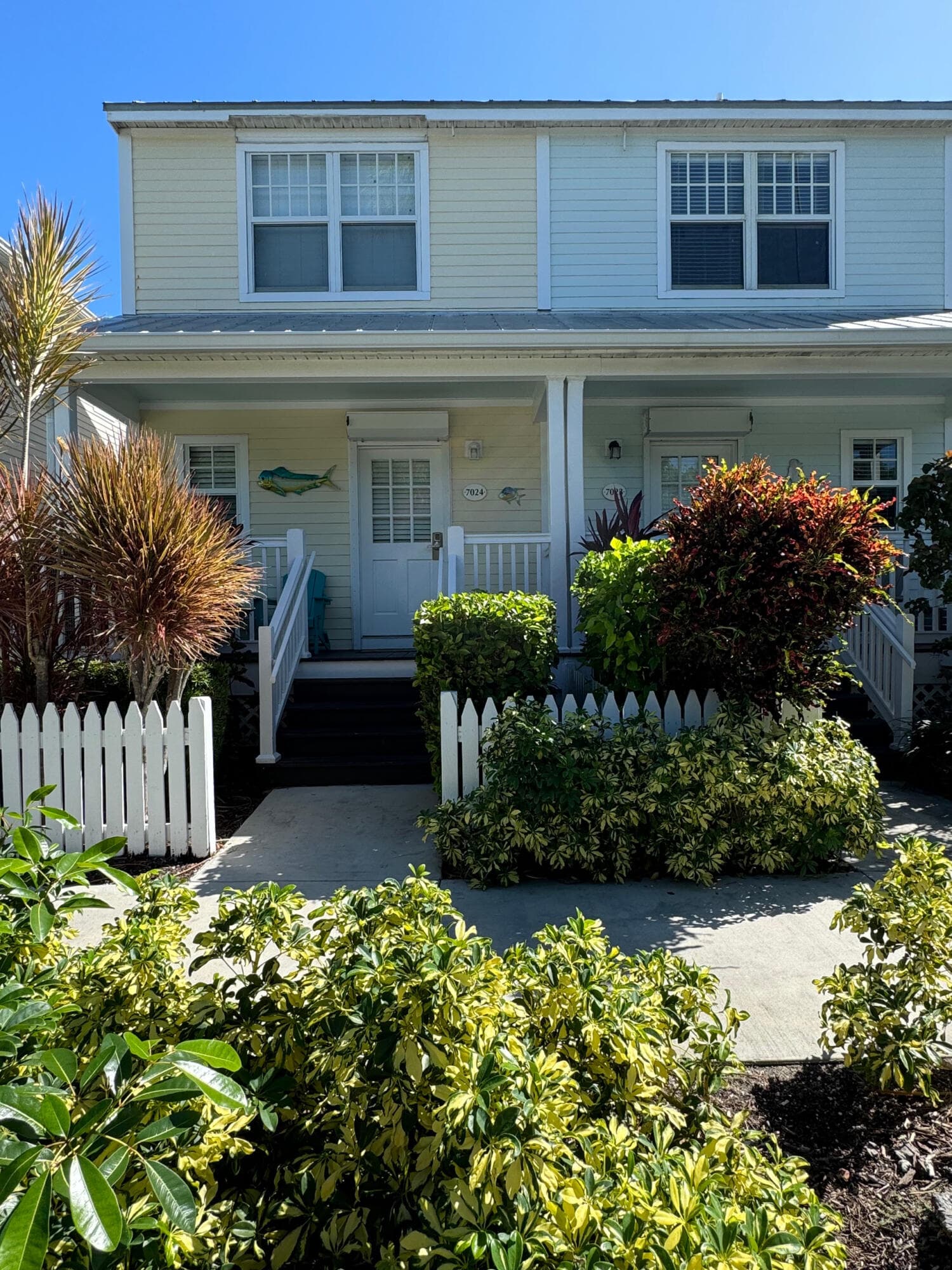 7024 Harbor Village Drive photo 4