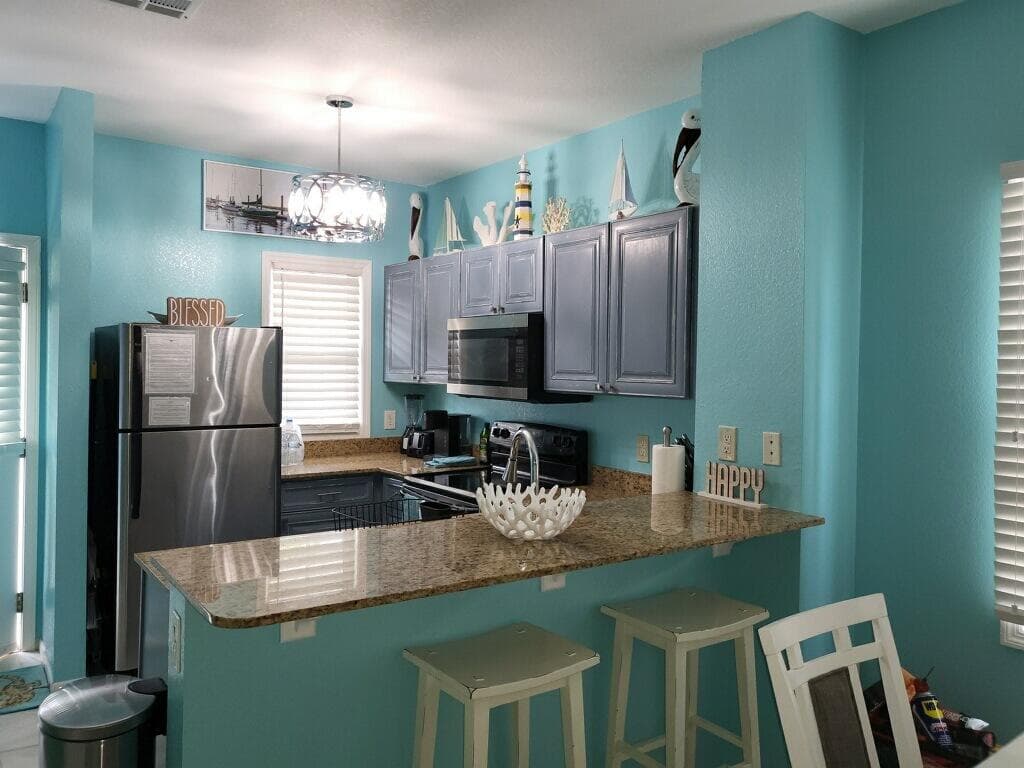 7024 Harbor Village Drive photo 8