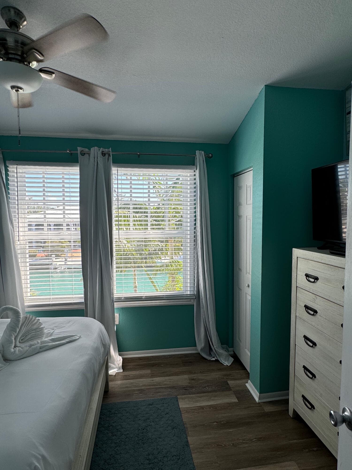 7024 Harbor Village Drive photo 19
