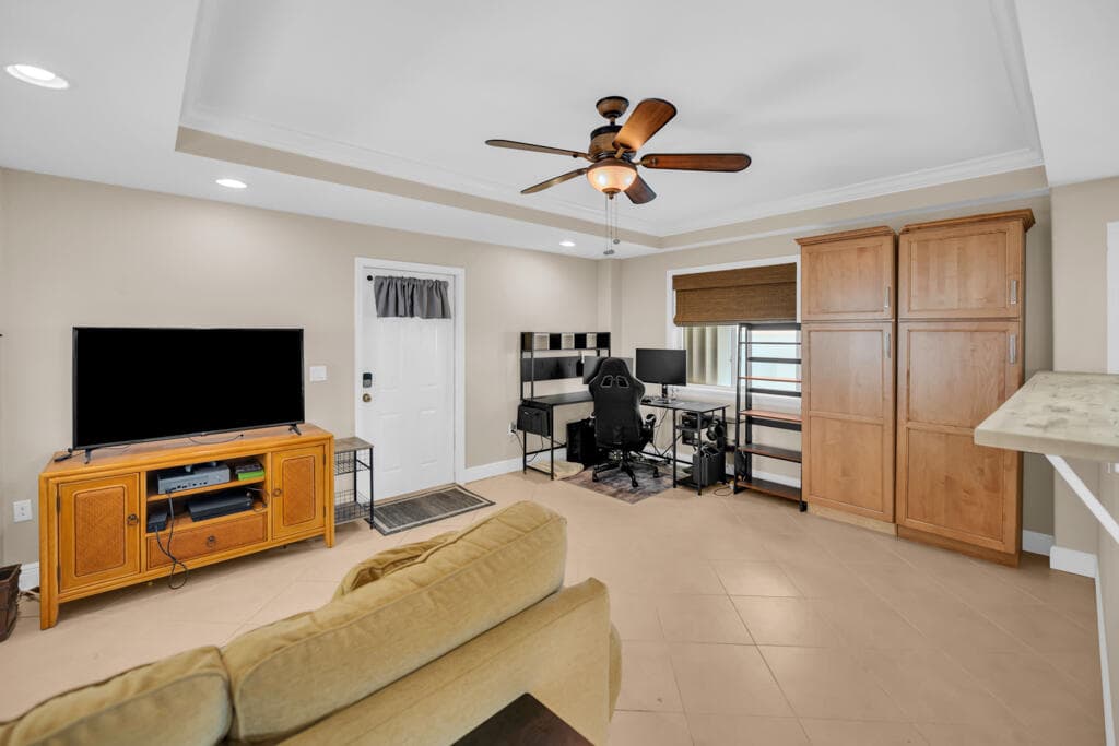 316 Woods Avenue photo 24