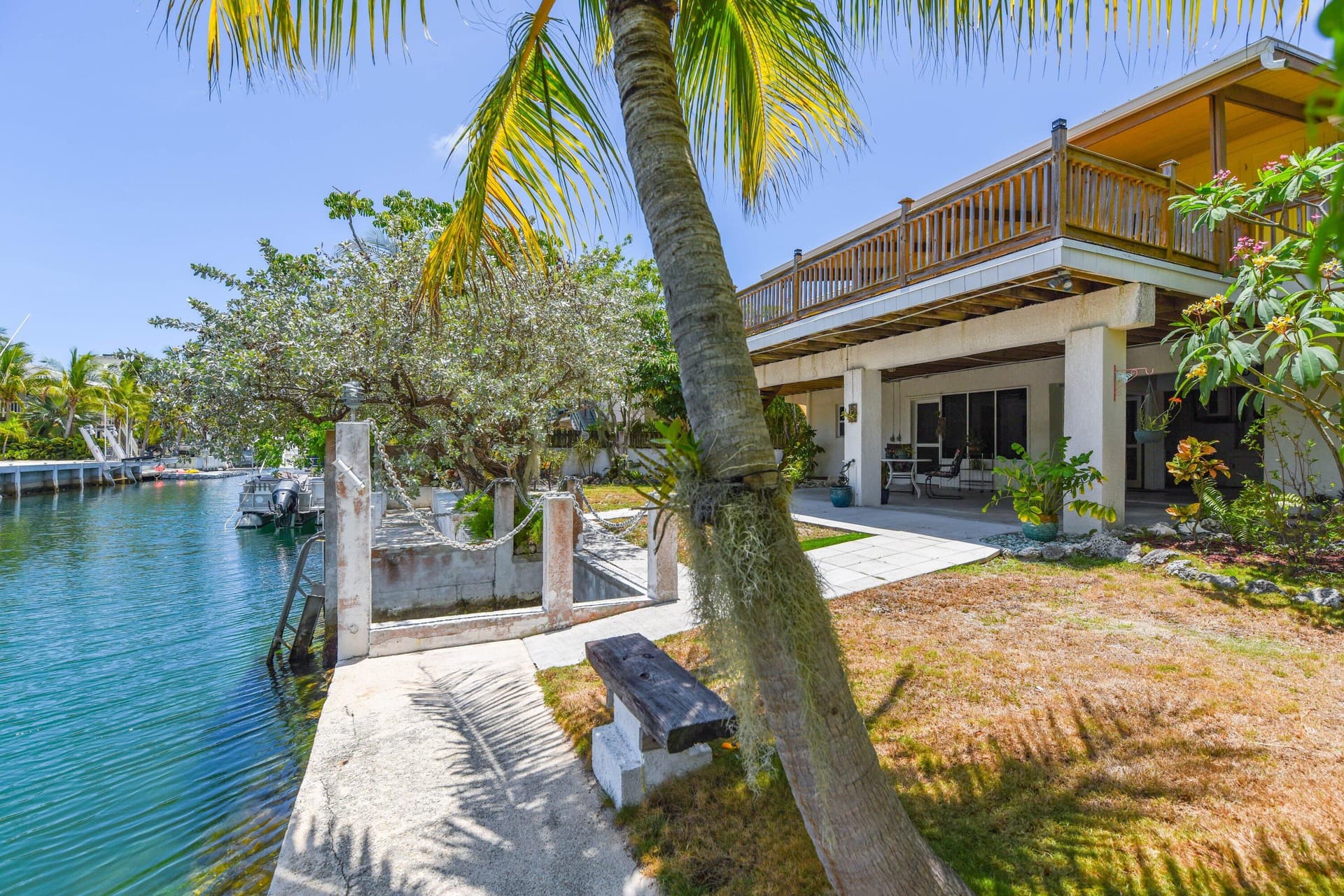 24 Tamarind Drive photo 2