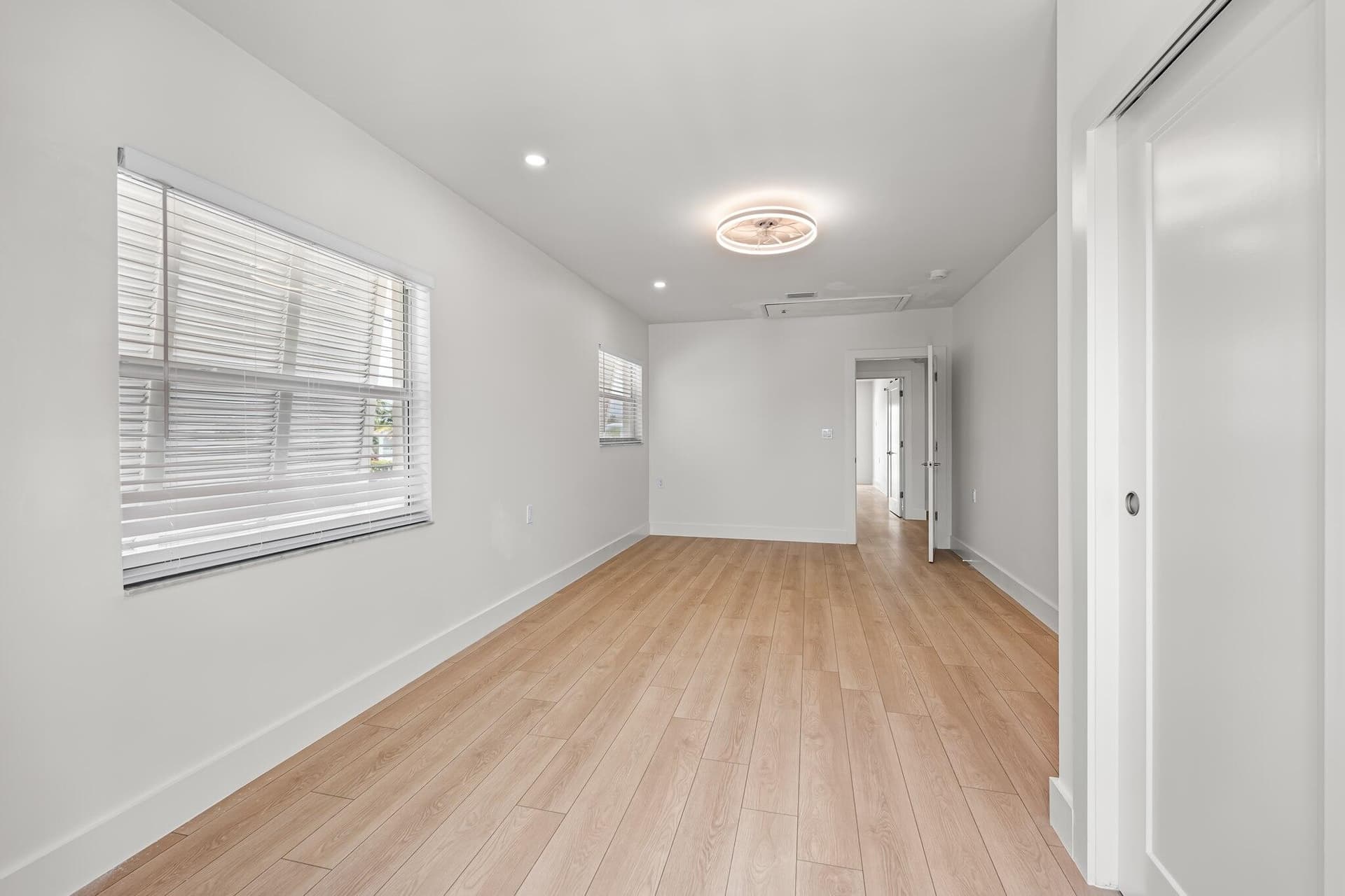 248 W Seaview Drive photo 17