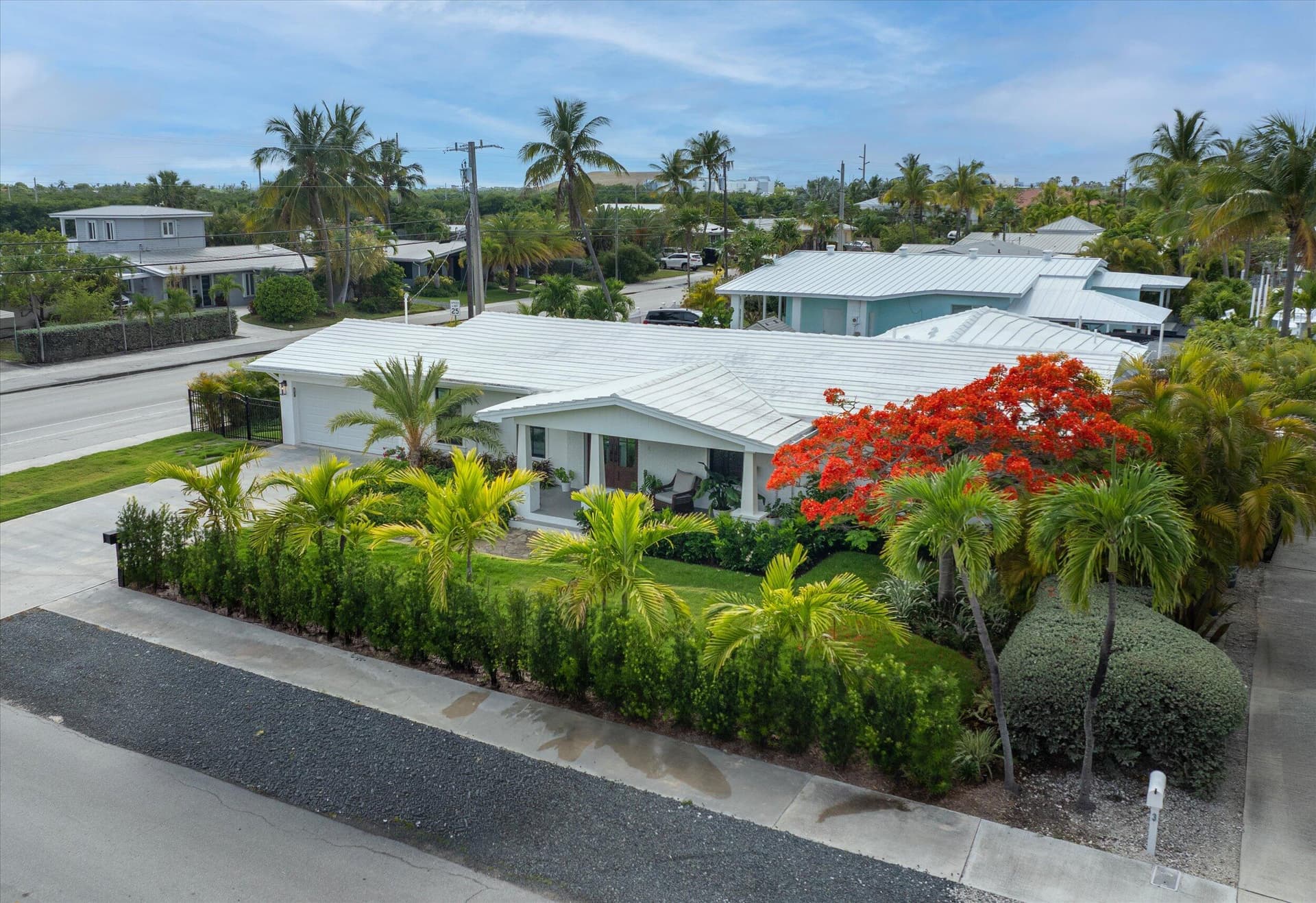 1 Bougainvillea Avenue photo 5