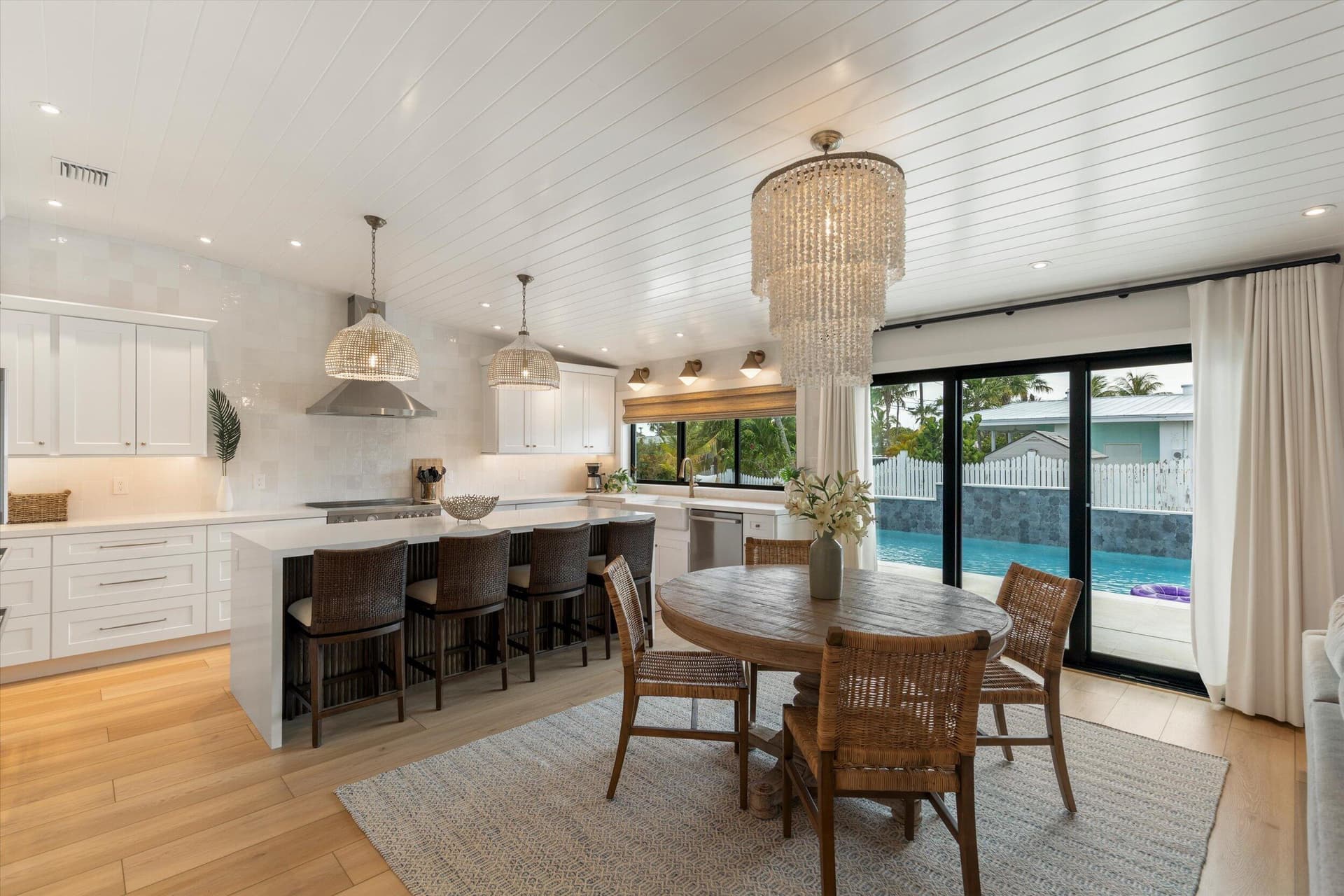 1 Bougainvillea Avenue photo 15