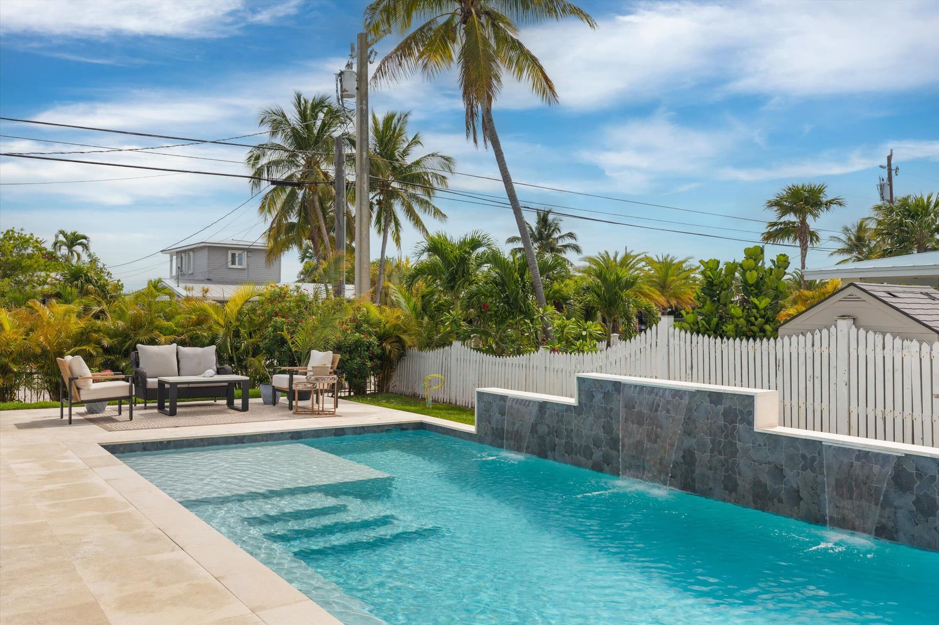 1 Bougainvillea Avenue photo 4