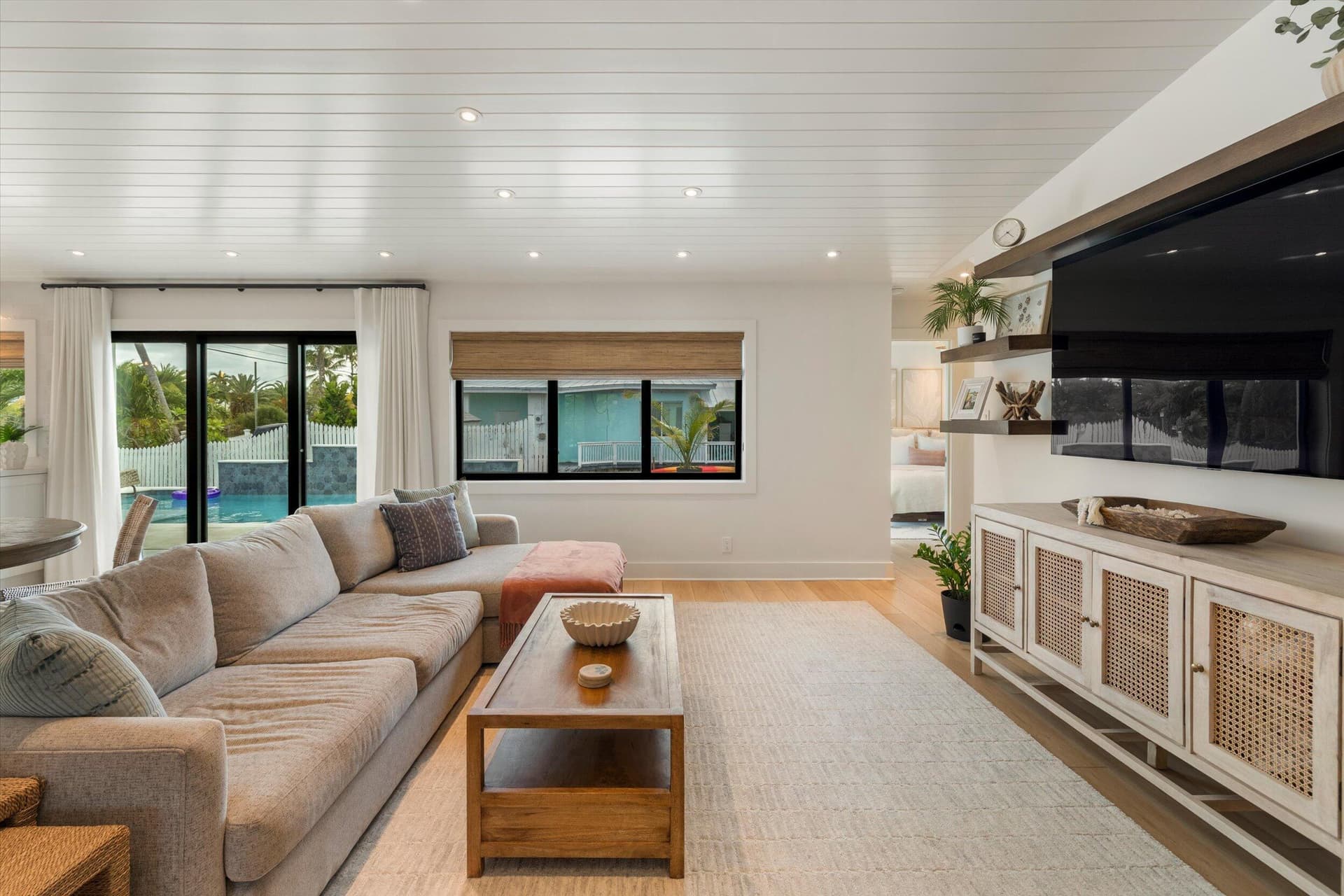 1 Bougainvillea Avenue photo 18