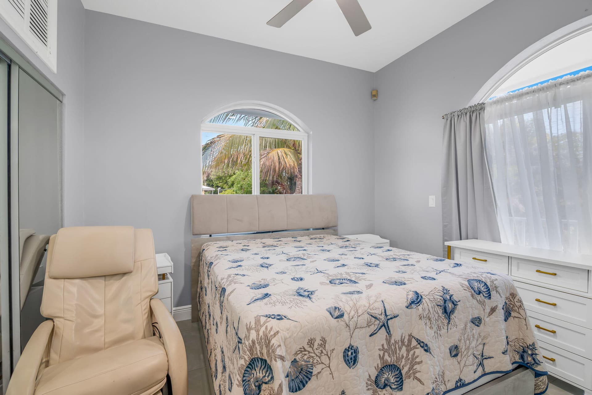 8070 Gulfstream Boulevard photo 15