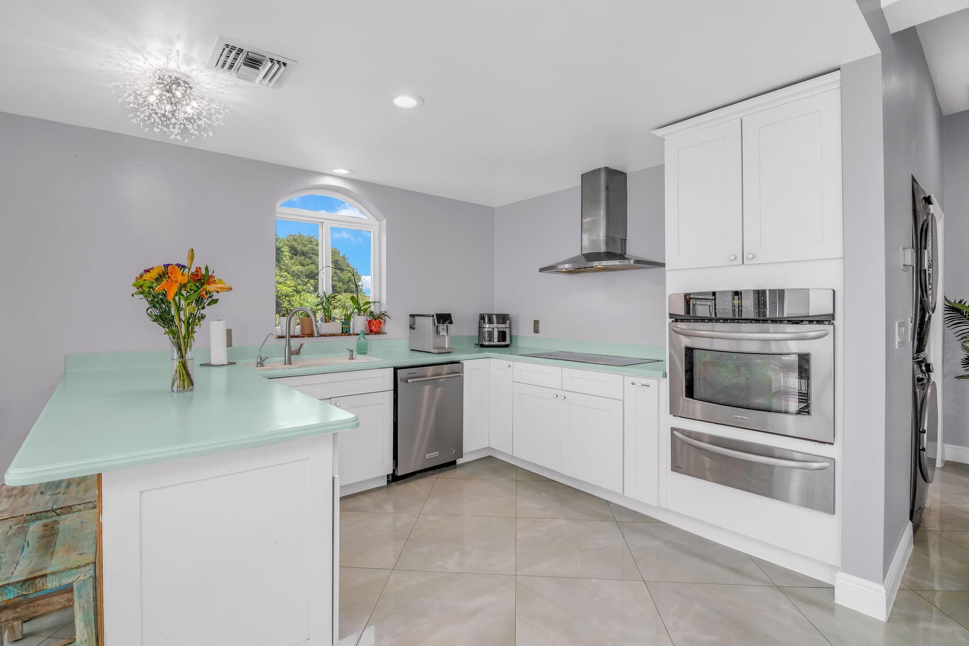 8070 Gulfstream Boulevard photo 19