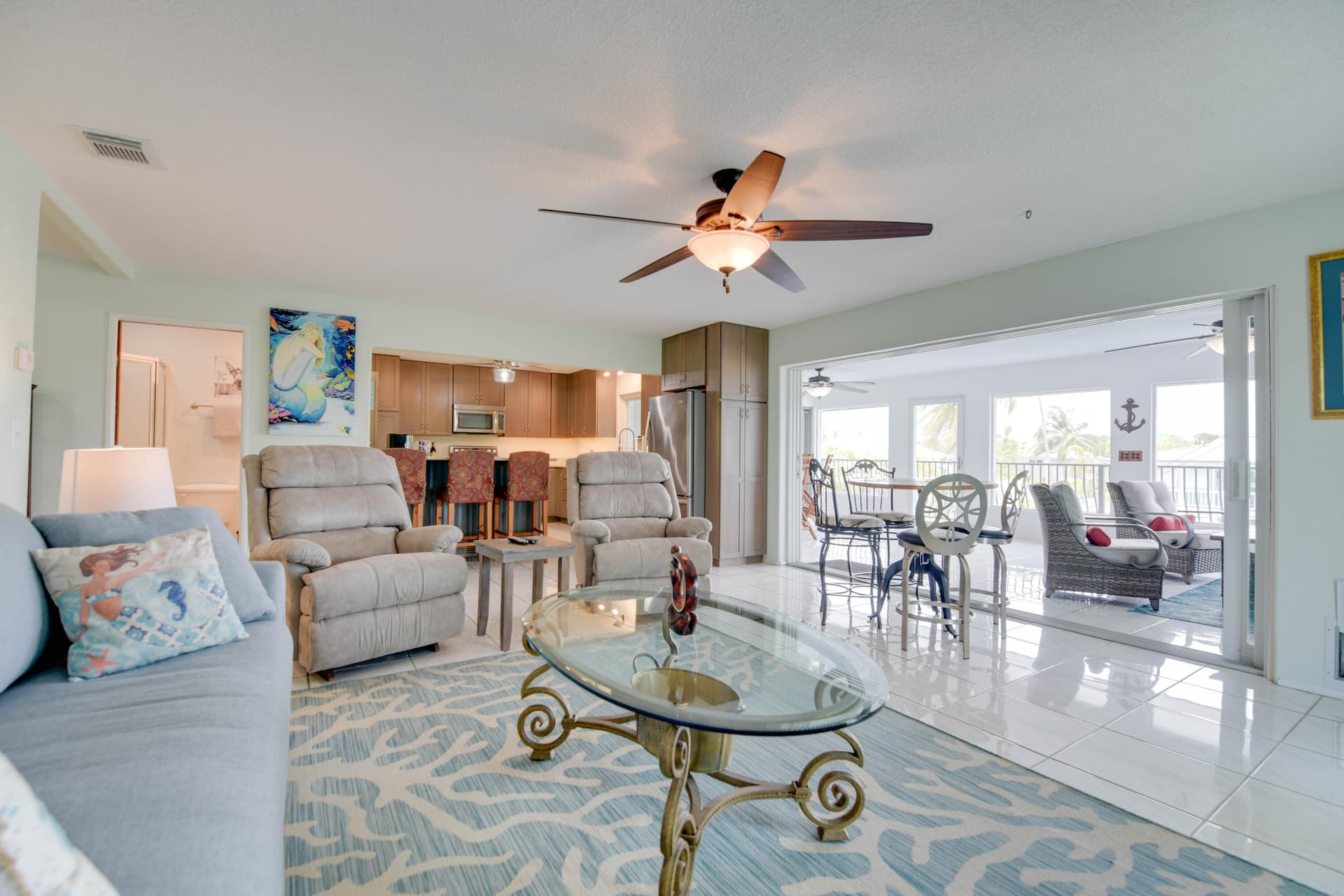 887 Bay Drive photo 4