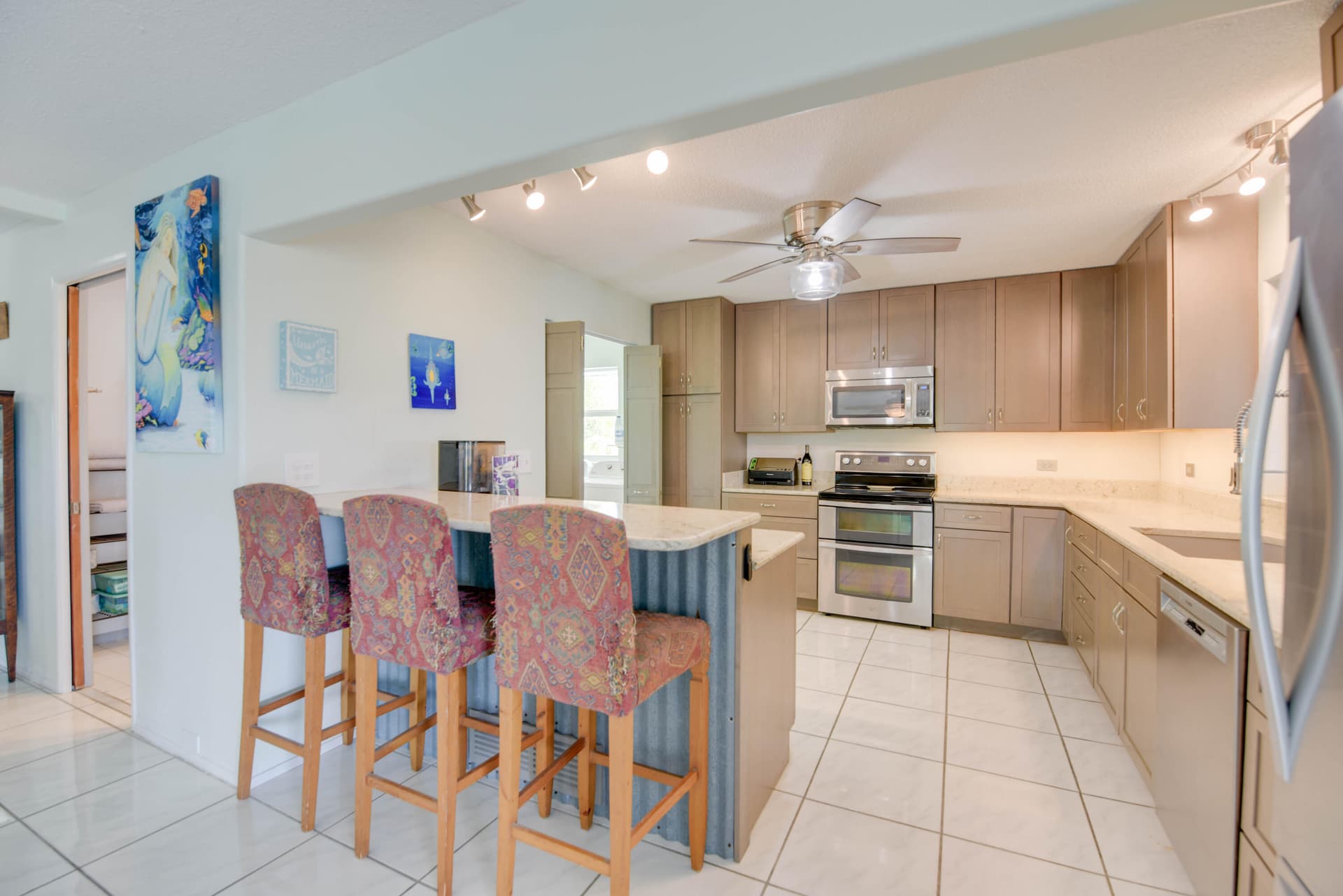 887 Bay Drive photo 11
