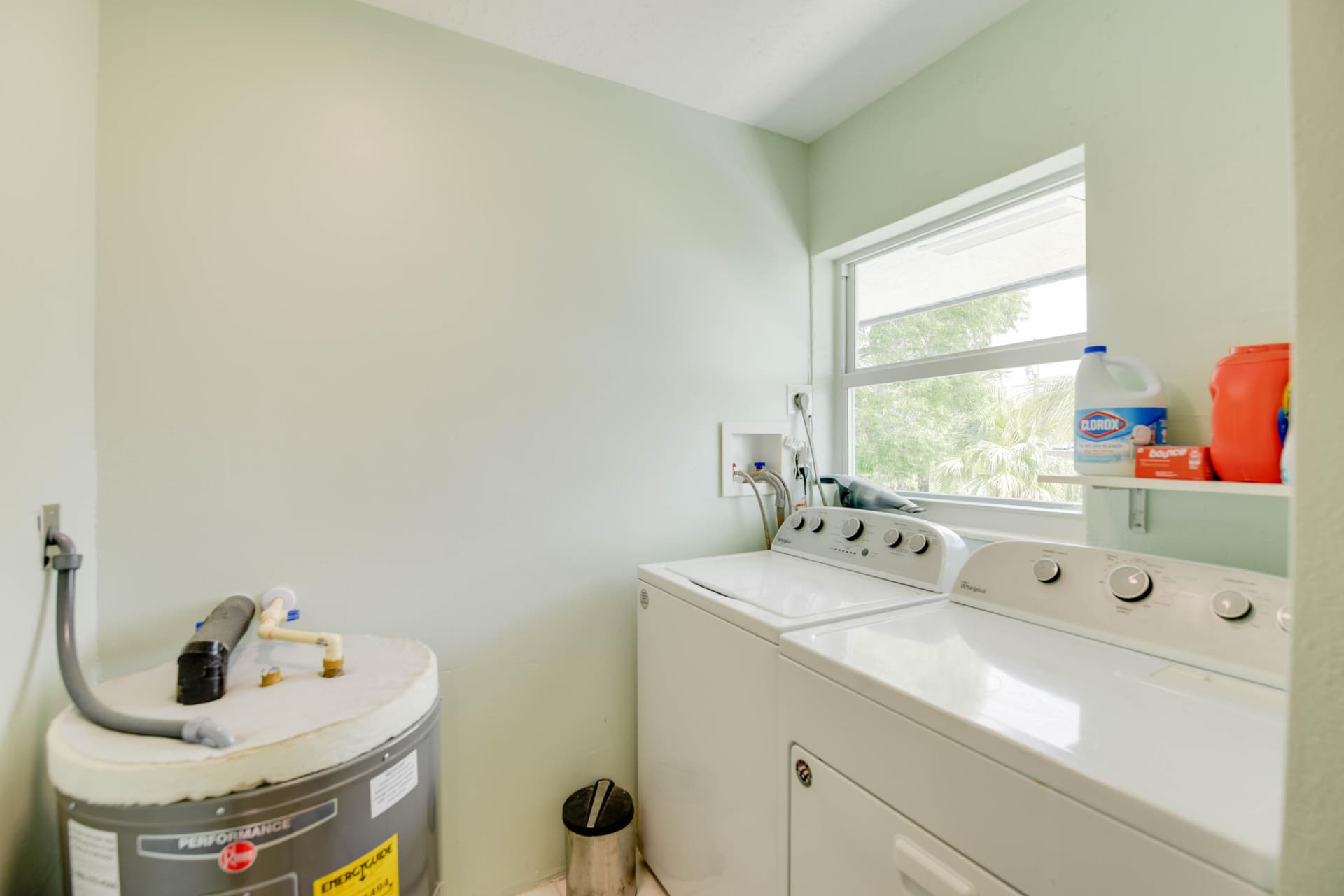 887 Bay Drive photo 13