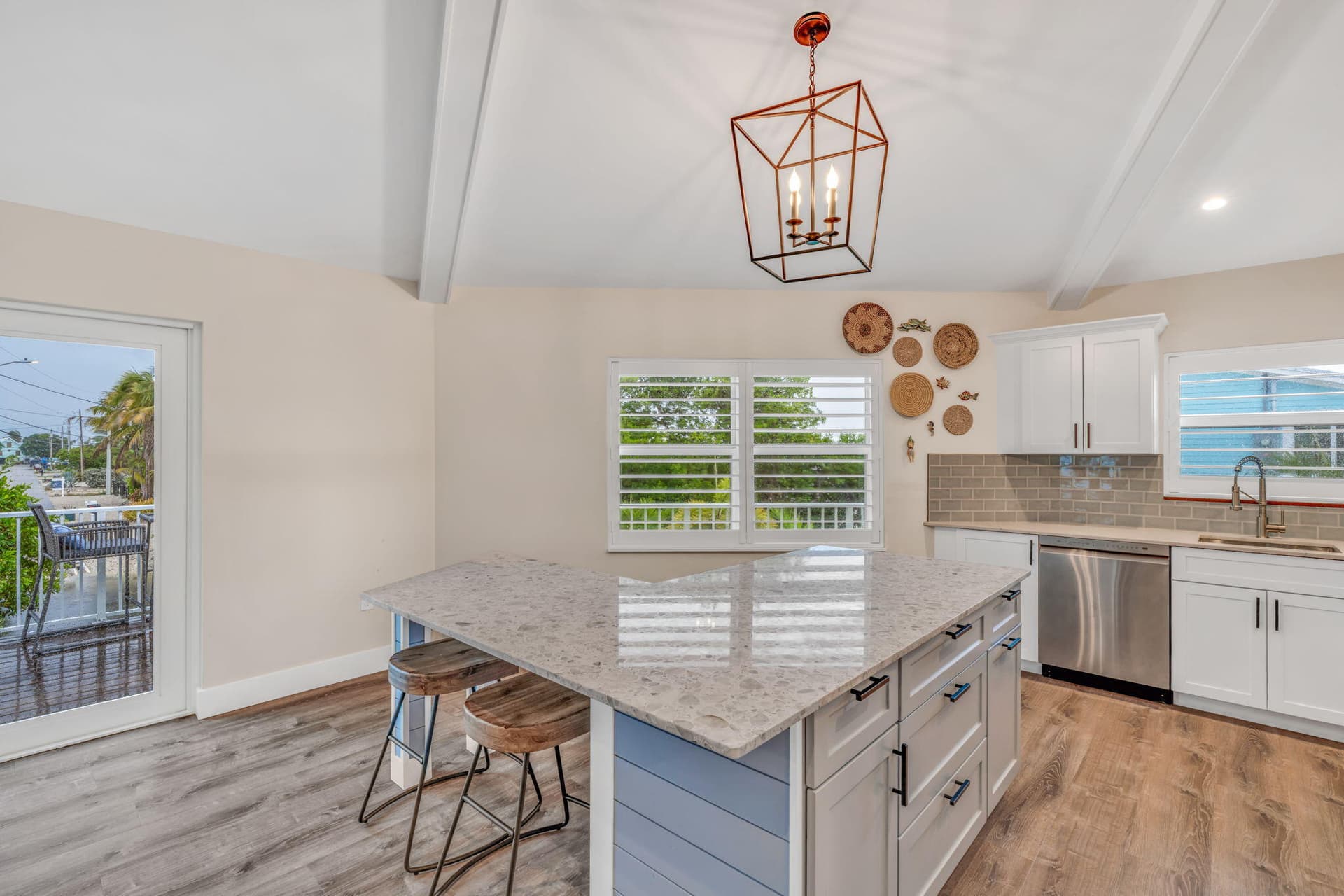 273 Indies Road photo 5