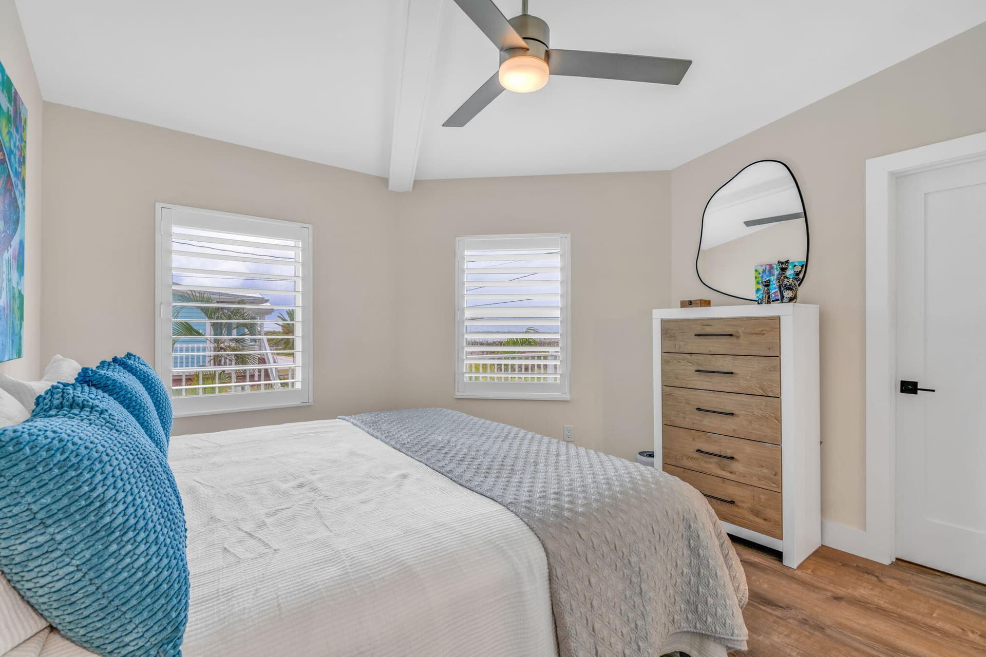 273 Indies Road photo 12