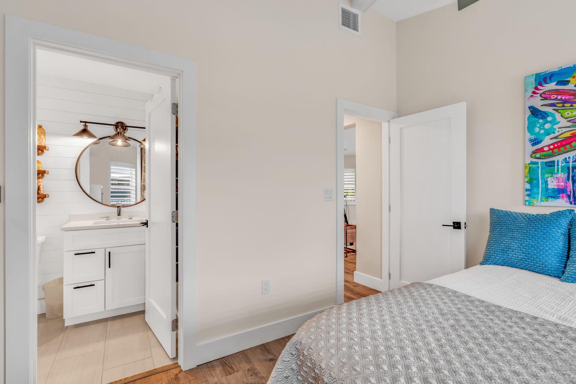 273 Indies Road photo 13