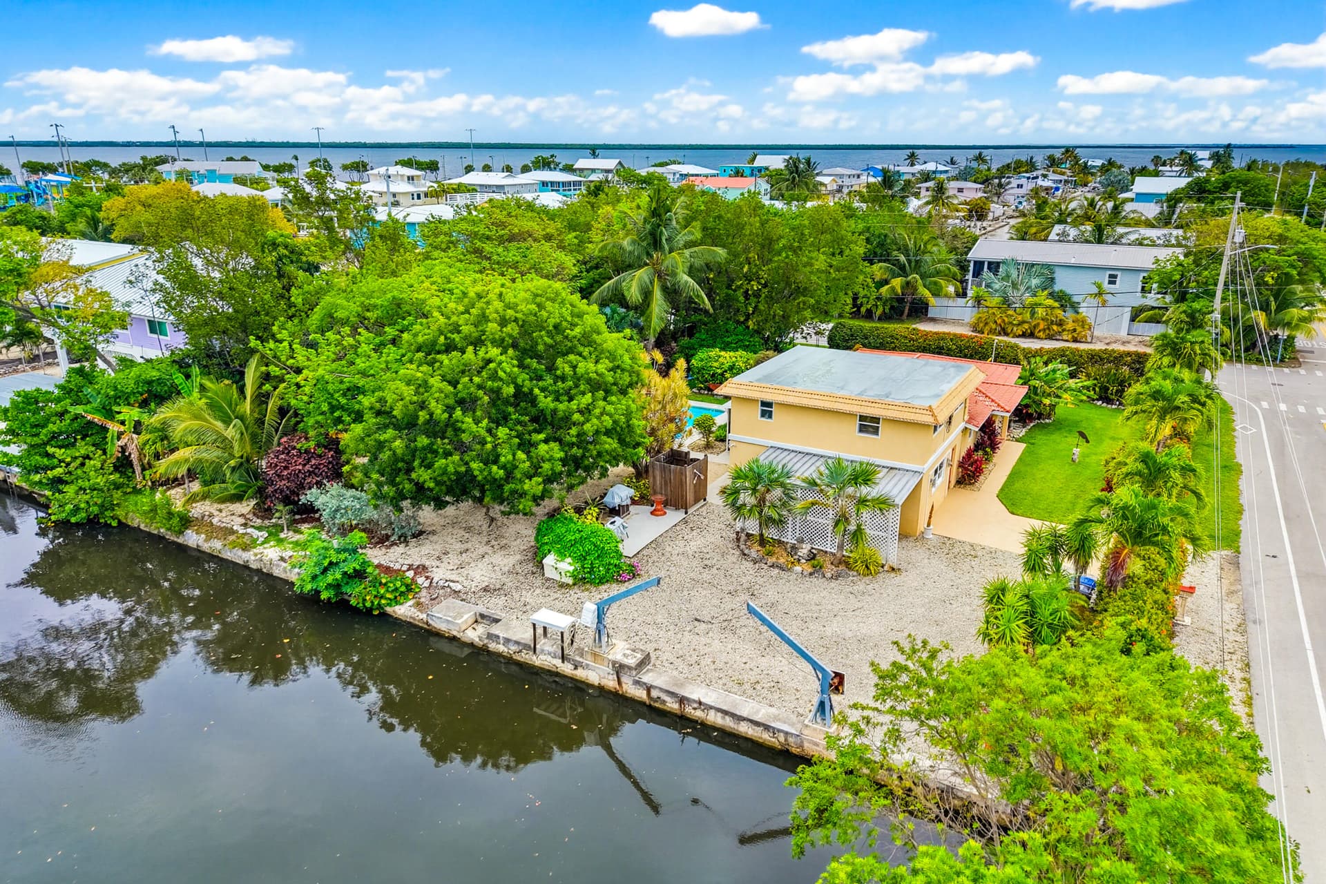 30985 Hibiscus Drive photo 5