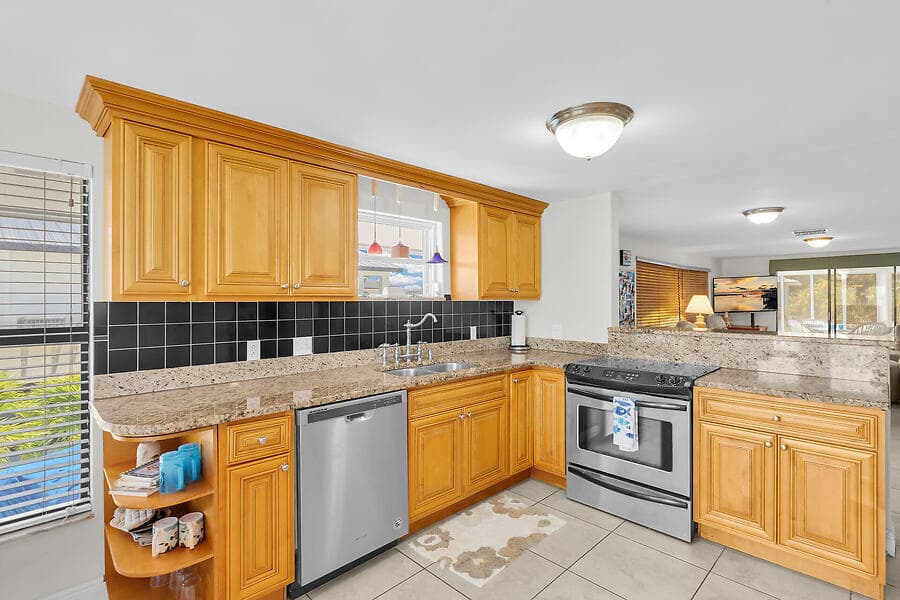 303 Sombrero Beach Road photo 16