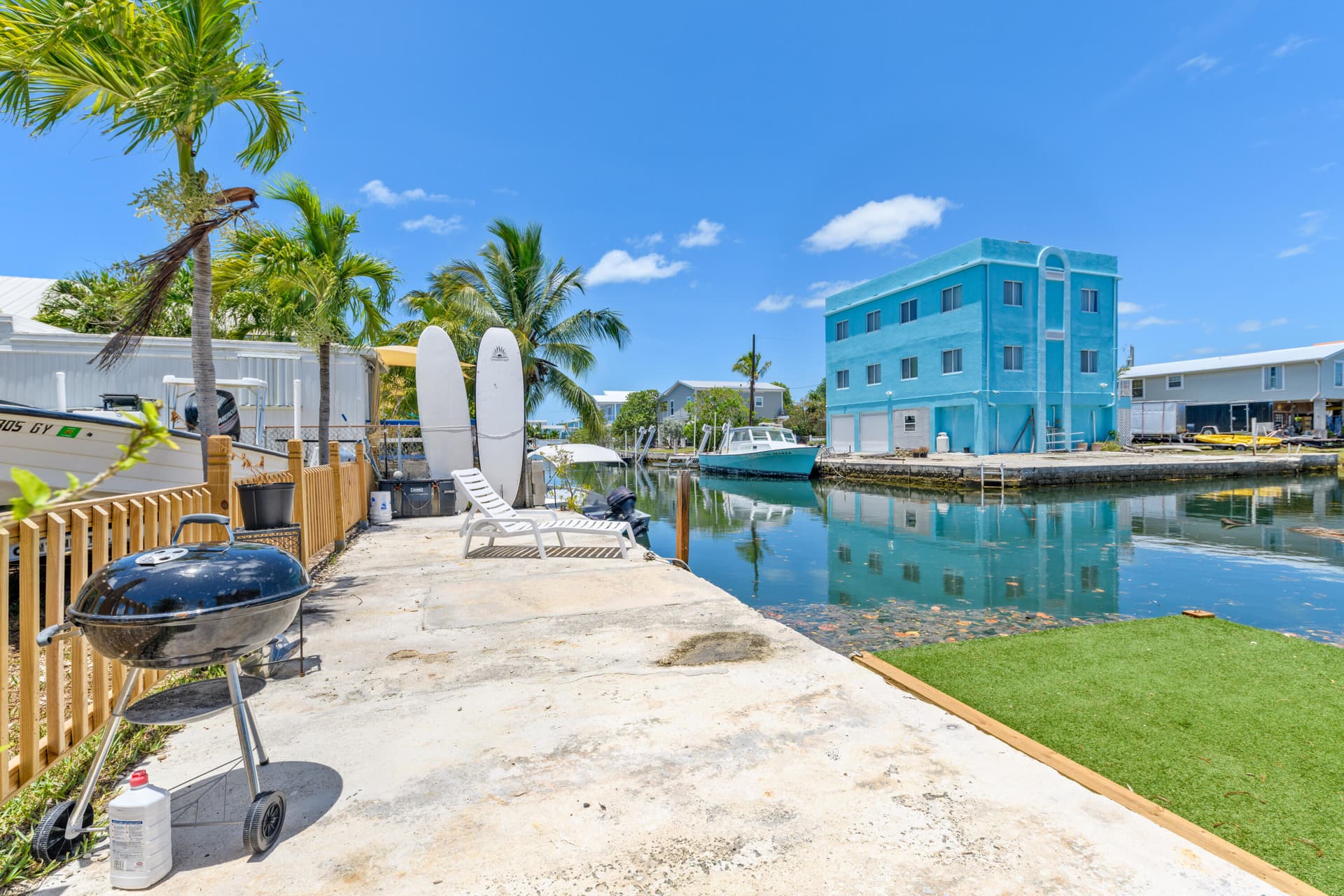 1 Riviera Drive photo 20