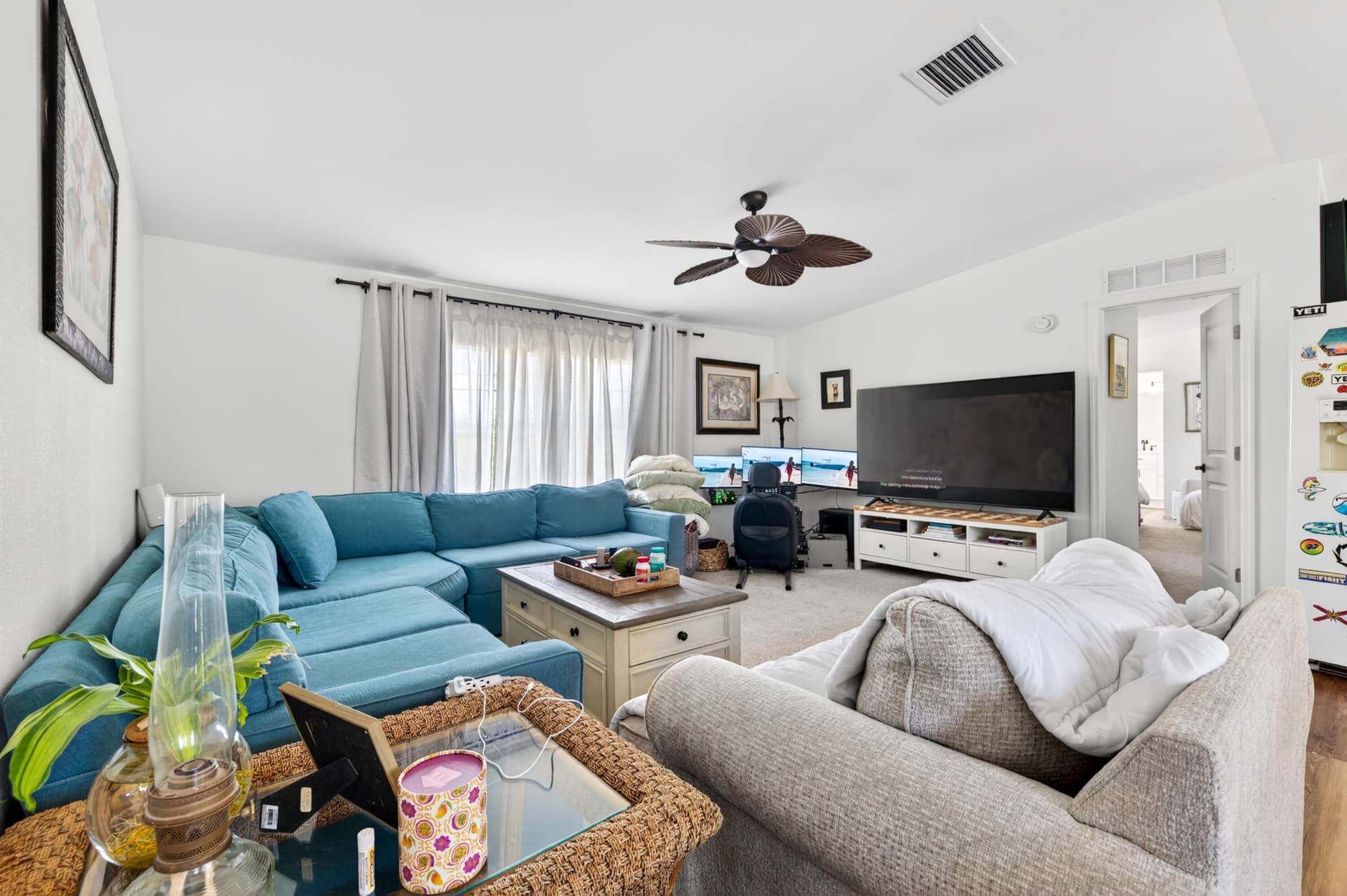 1 Riviera Drive photo 3