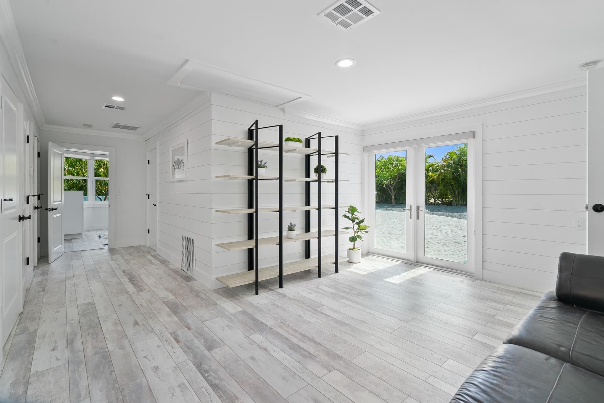 1100 S Indies Drive photo 16