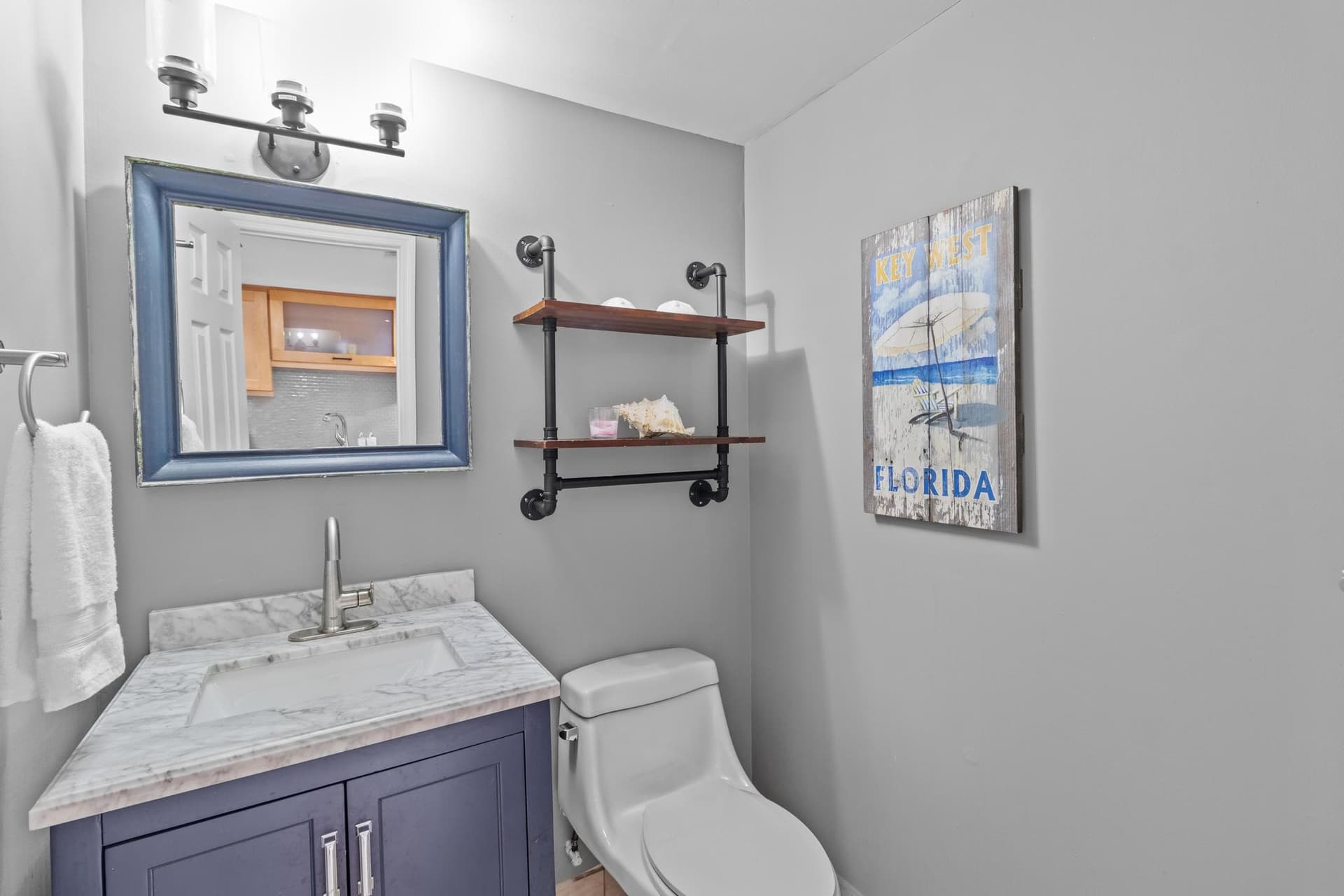 87200 Overseas Highway APT A 7 photo 16